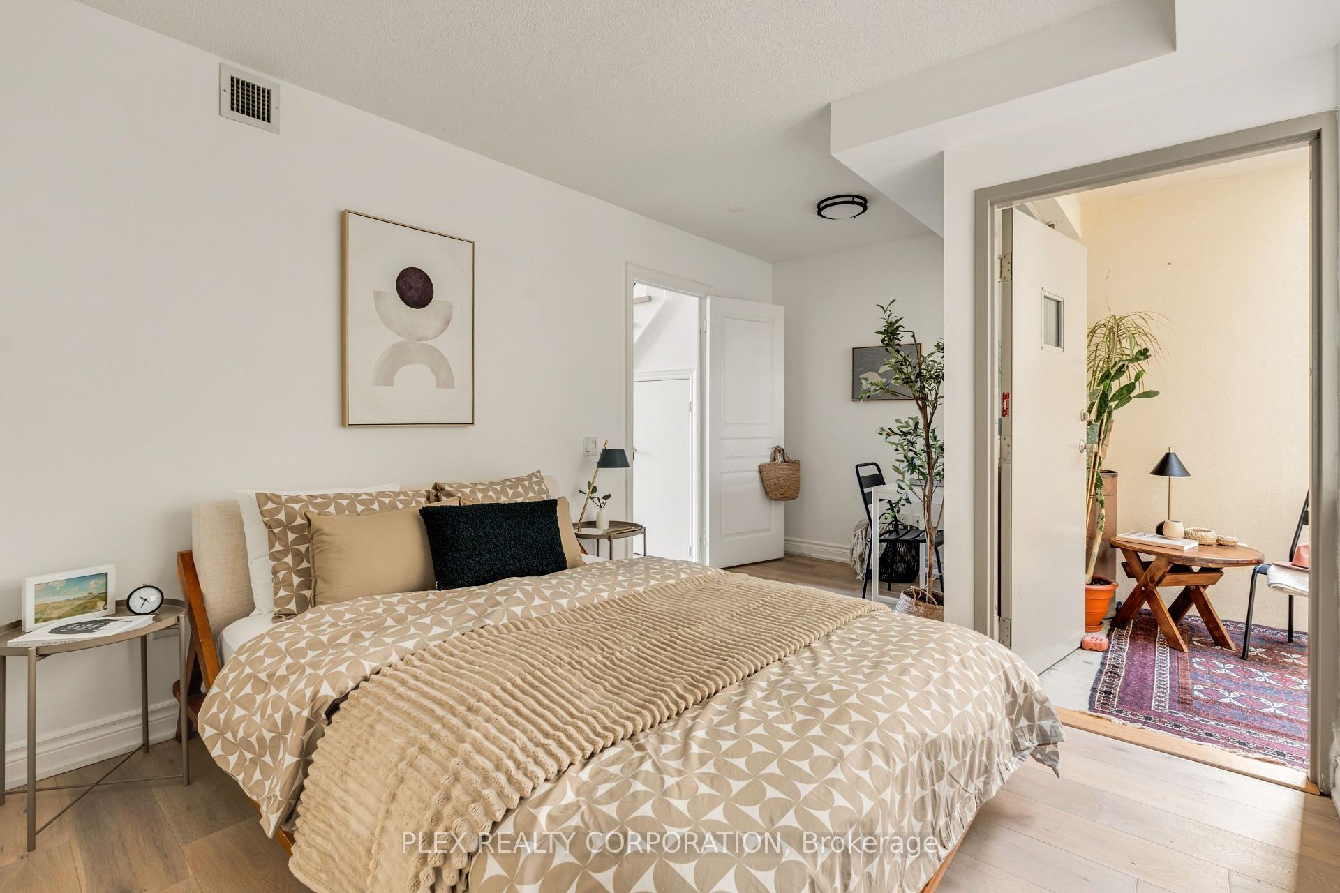 Photo 16 of Unit 410, 437 Roncesvalles Avenue, Toronto, Roncesvalles — HOMEH