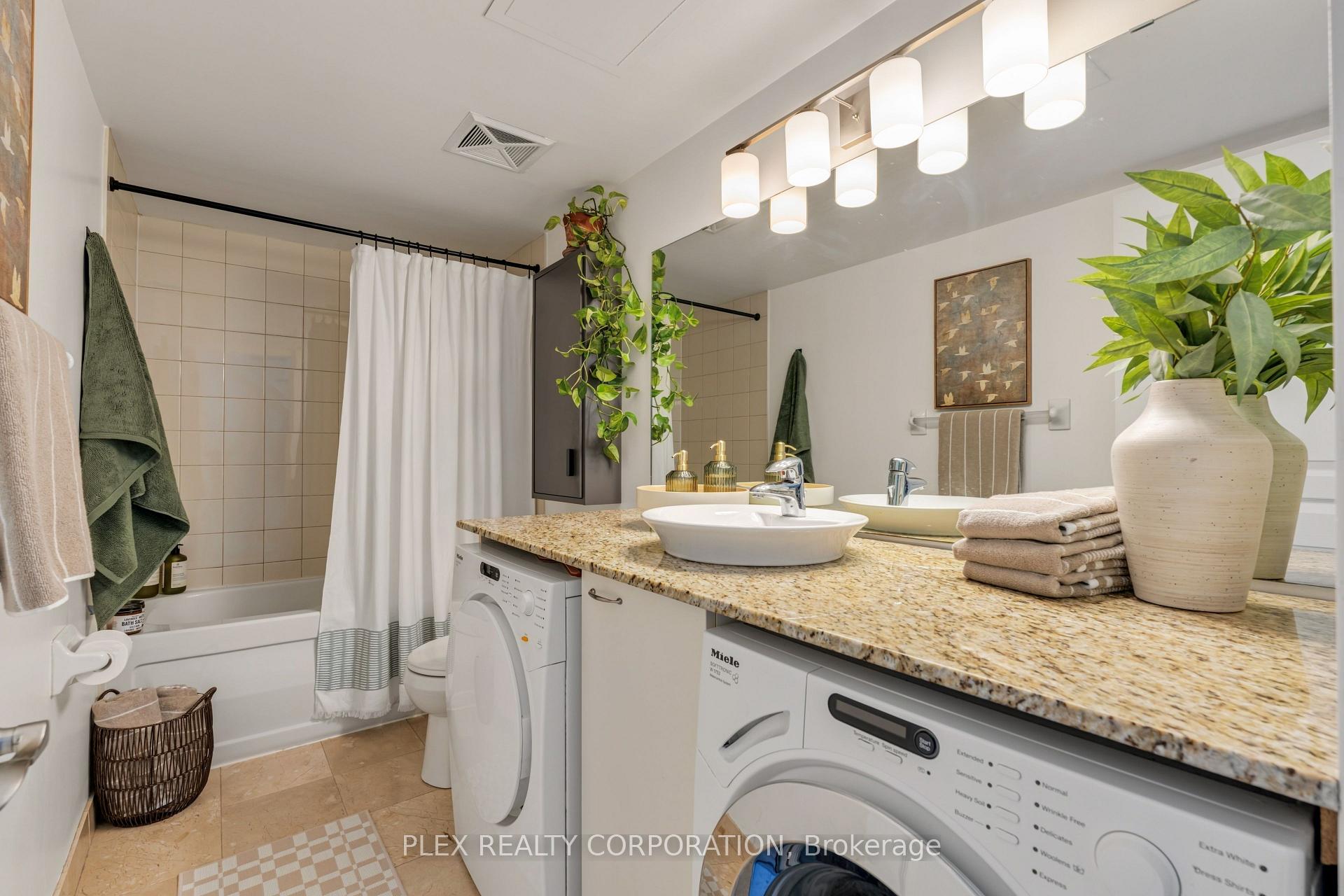 Photo 21 of Unit 410, 437 Roncesvalles Avenue, Toronto, Roncesvalles — HOMEH