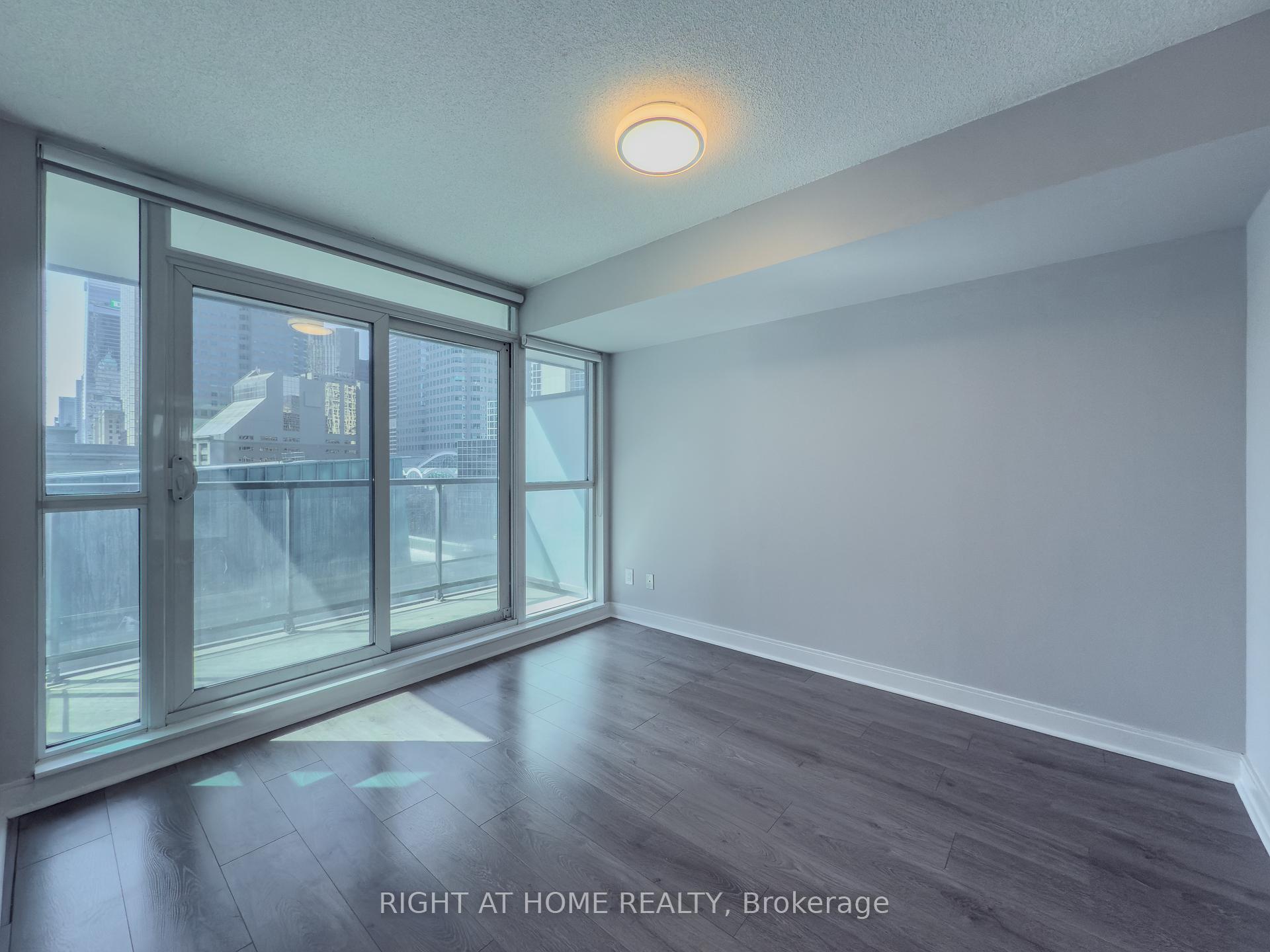 Photo 10 of Unit 806, 1 Scott Street, Toronto, Waterfront Communities — HOMEH