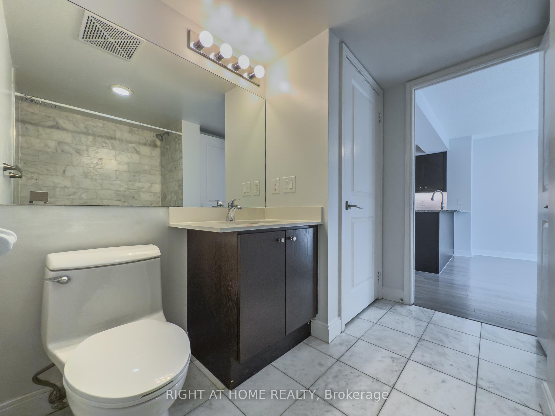 Photo 22 of Unit 806, 1 Scott Street, Toronto, Waterfront Communities — HOMEH