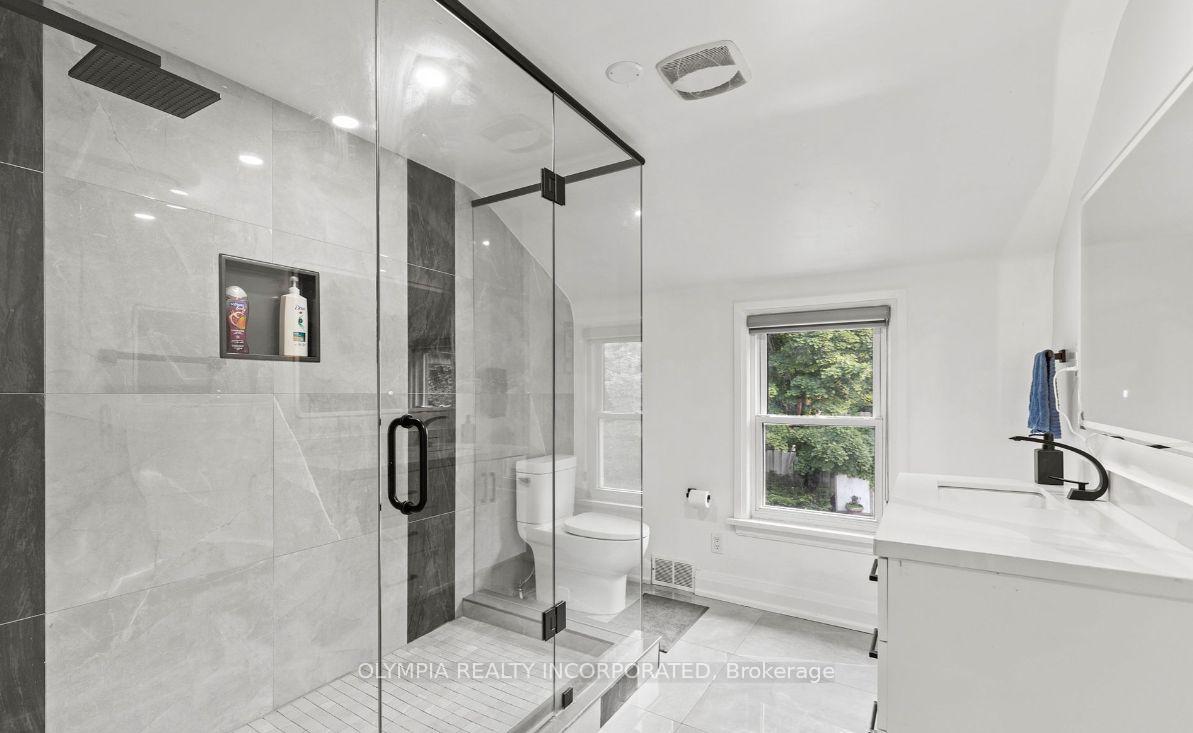 Photo 9 of 5138 Valley Way, Niagara Falls, Cherrywood — HOMEH