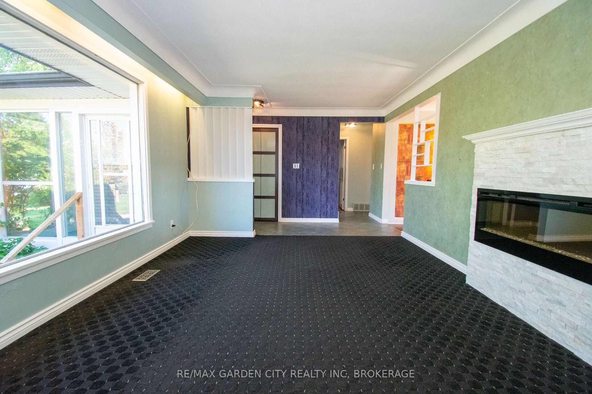 Photo 6 of 15 Karen Crescent, Grimsby, Grimsby West — HOMEH
