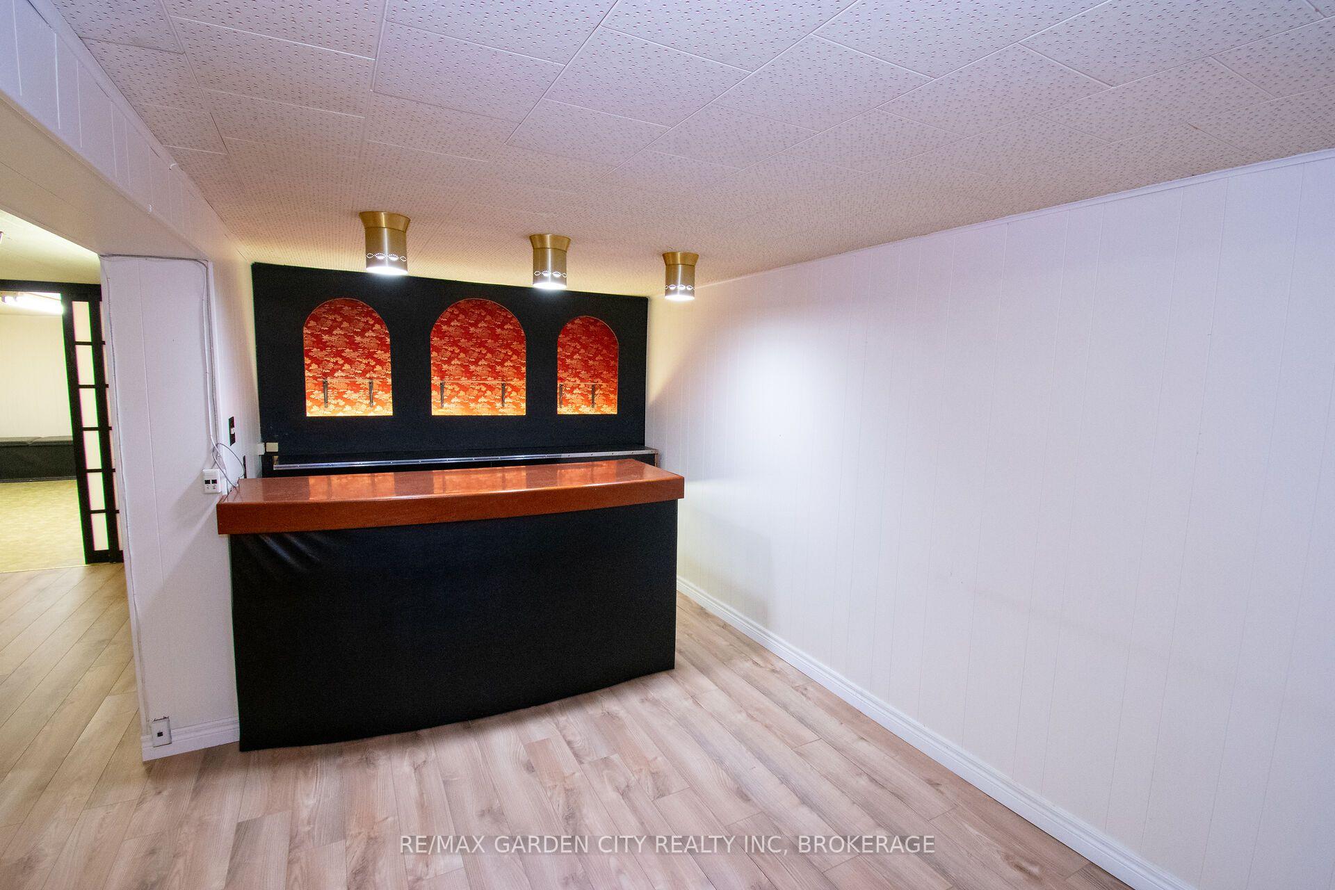 Photo 37 of 15 Karen Crescent, Grimsby, Grimsby West — HOMEH