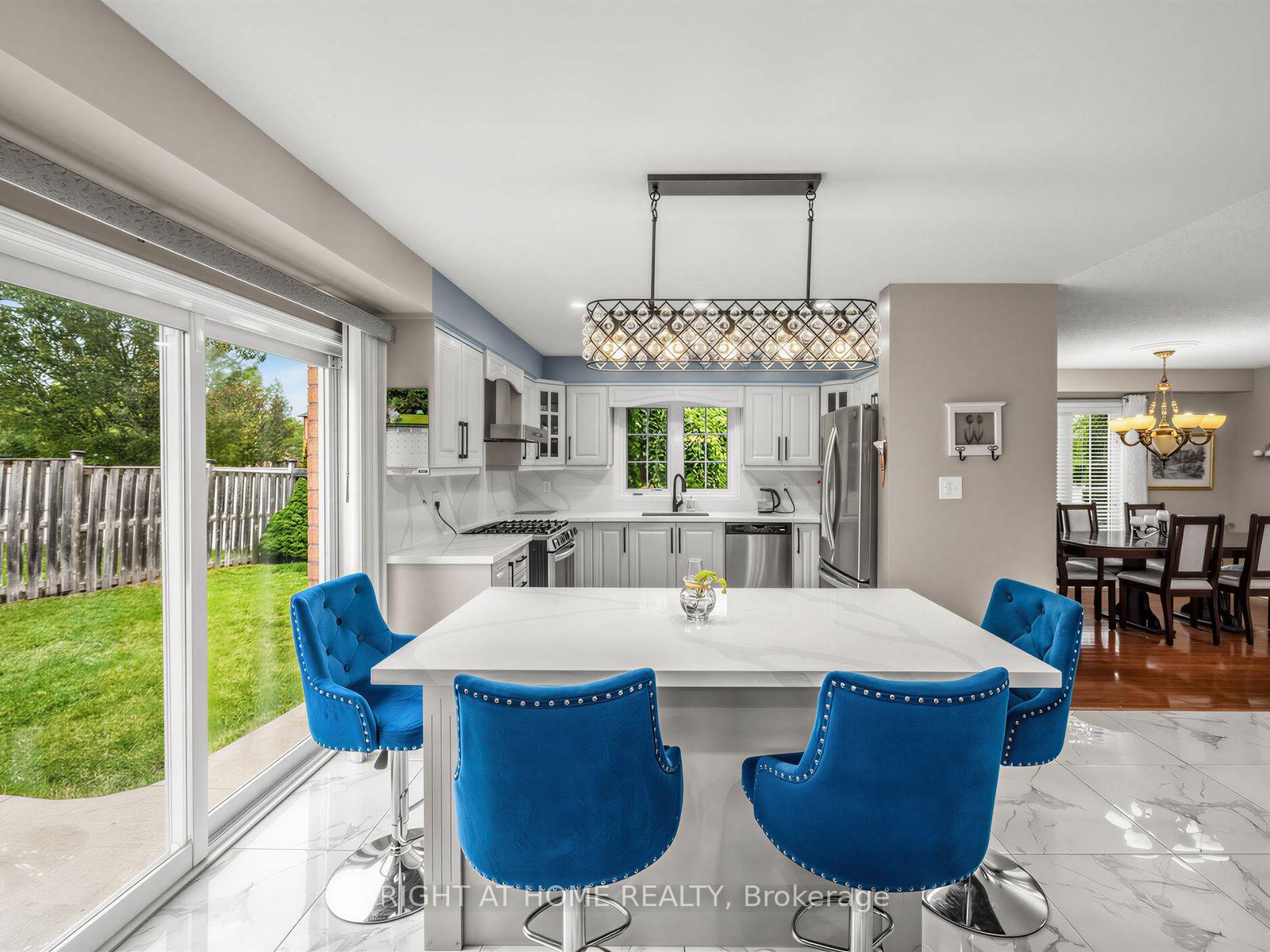 Photo 13 of 106 Worthington Avenue, Brampton, Fletcher's Meadow — HOMEH
