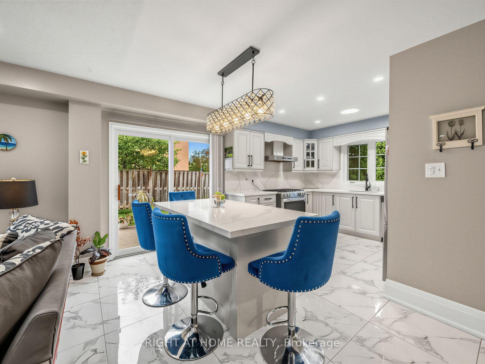 Photo 14 of 106 Worthington Avenue, Brampton, Fletcher's Meadow — HOMEH