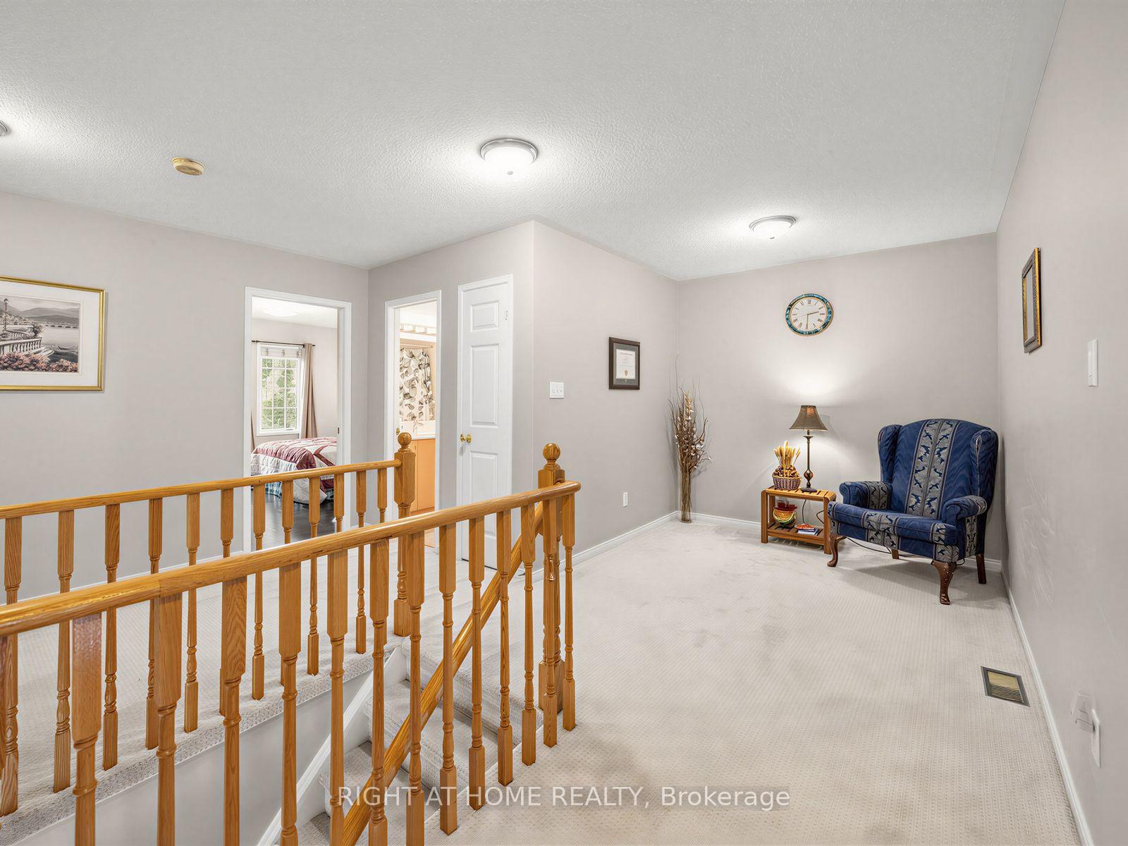 Photo 21 of 106 Worthington Avenue, Brampton, Fletcher's Meadow — HOMEH