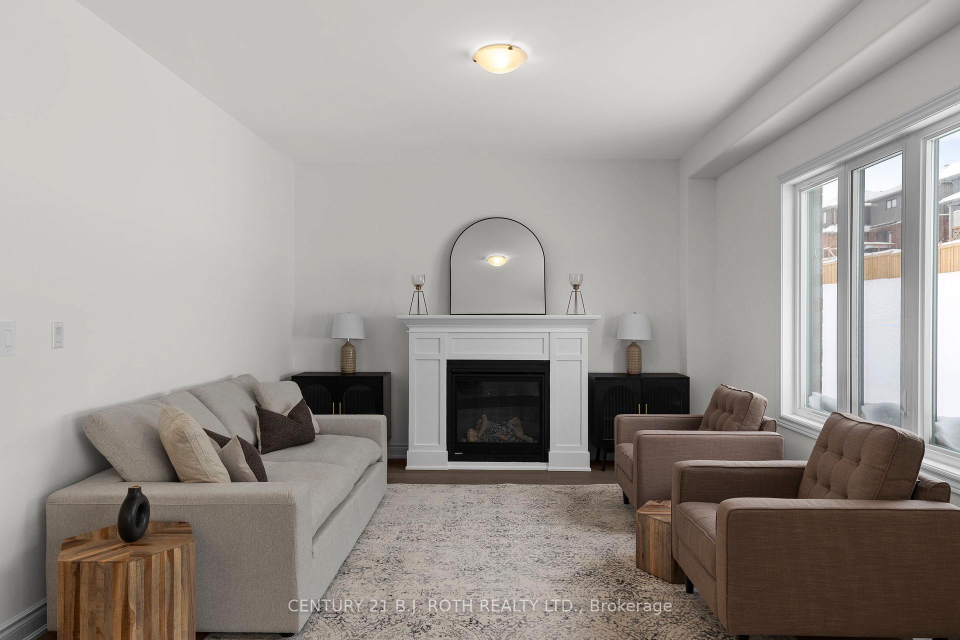 Photo 5 of 2974 Monarch Drive, Orillia — HOMEH