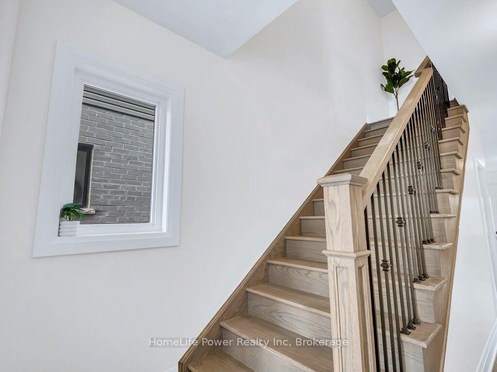 Photo 40 of 45 George Brier Drive W, Brant, Paris — HOMEH