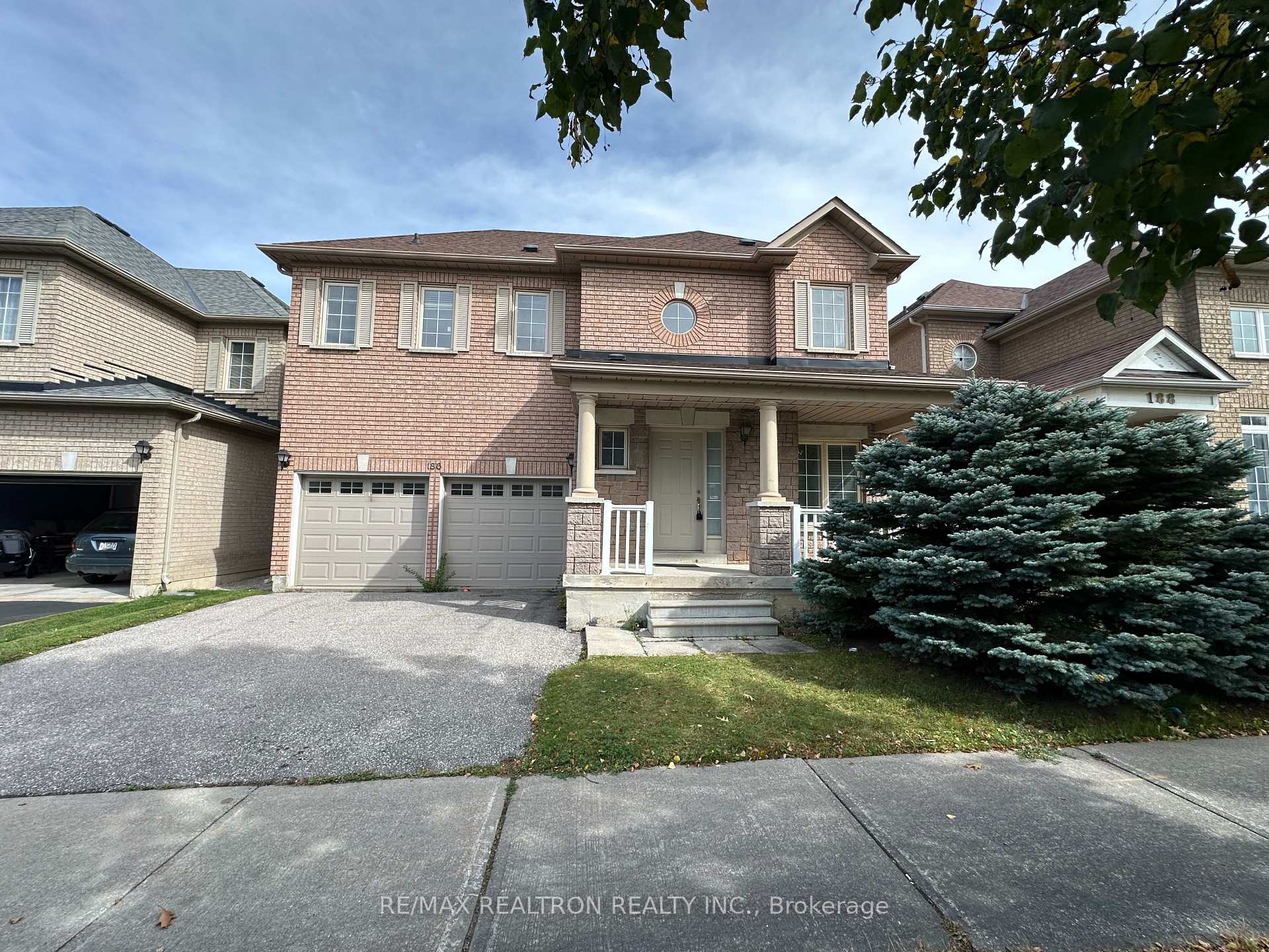 Front of 186 Silver Linden Drive