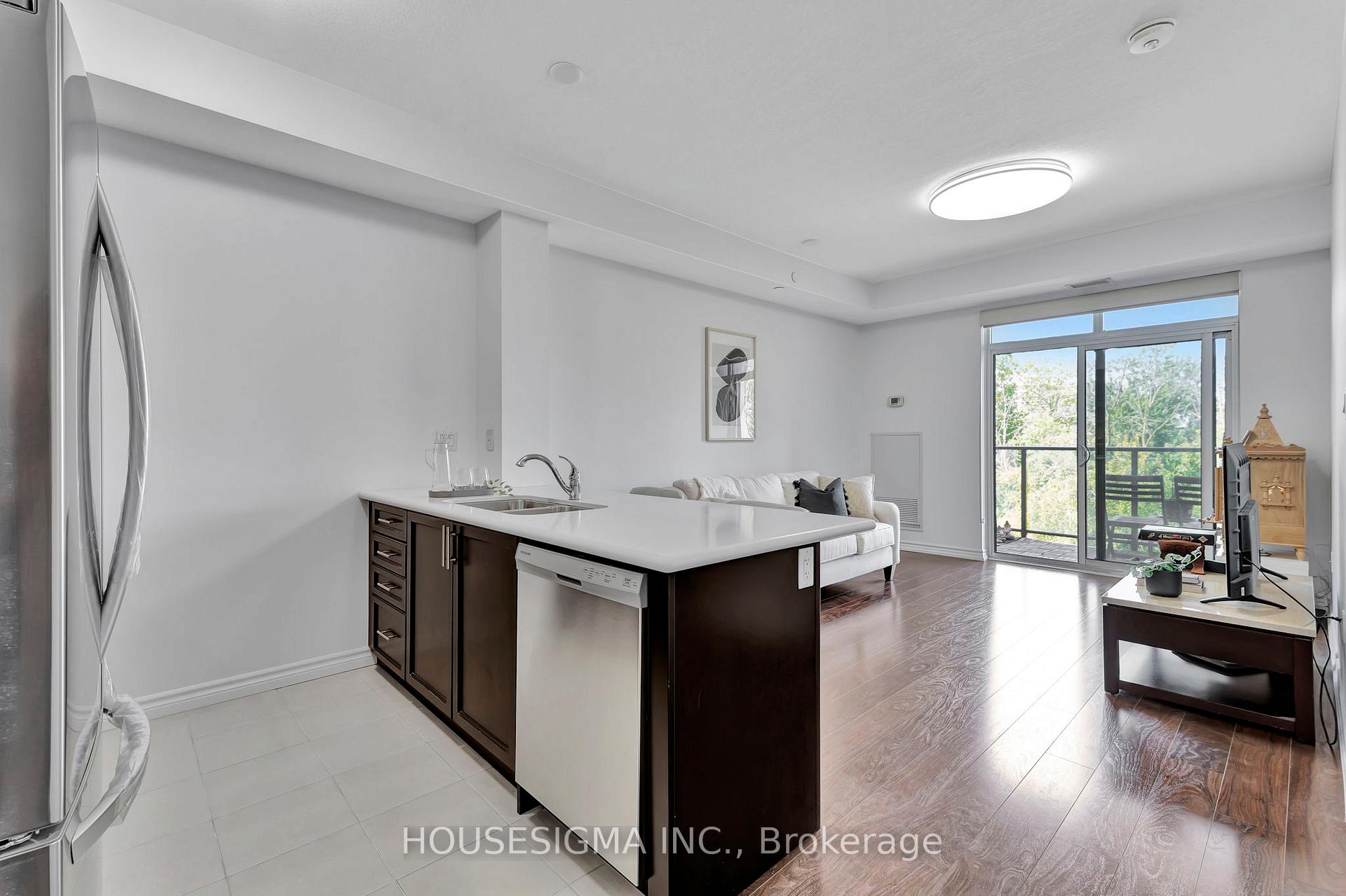 Photo 10 of Unit 322, 125 Shoreview Place, Hamilton, Stoney Creek — HOMEH