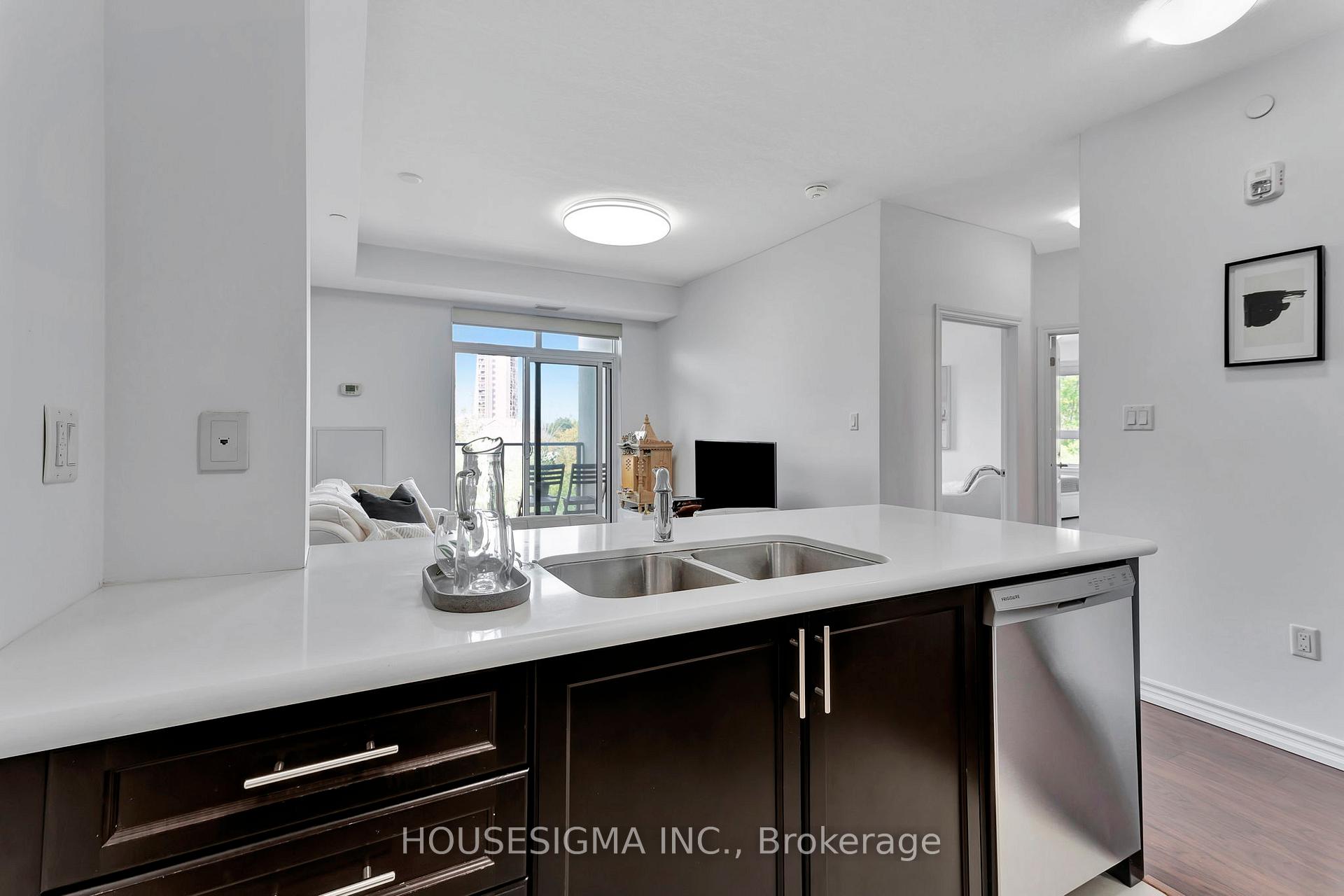 Photo 11 of Unit 322, 125 Shoreview Place, Hamilton, Stoney Creek — HOMEH