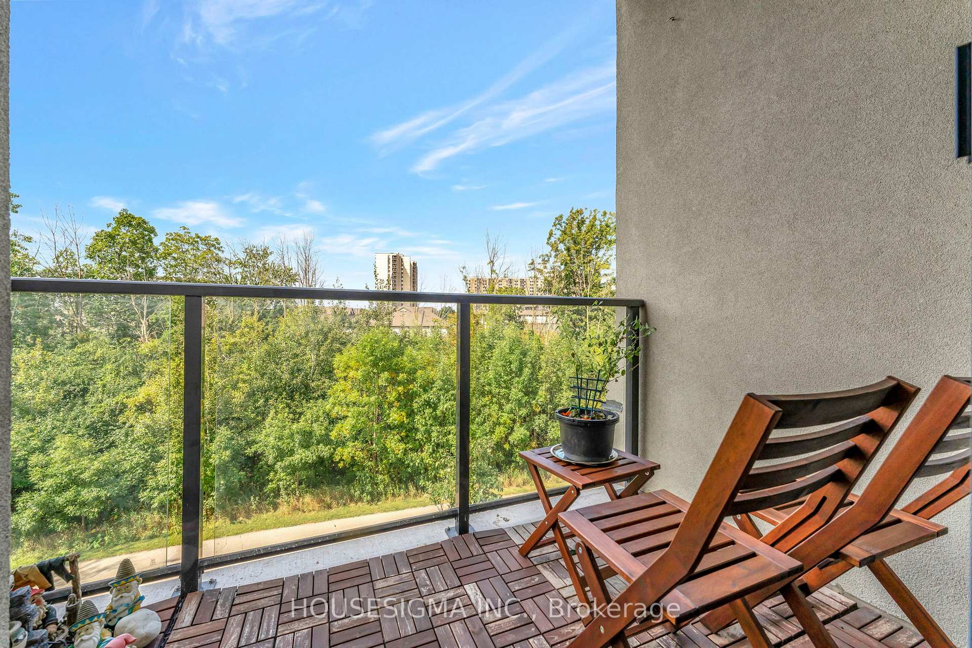 Photo 16 of Unit 322, 125 Shoreview Place, Hamilton, Stoney Creek — HOMEH