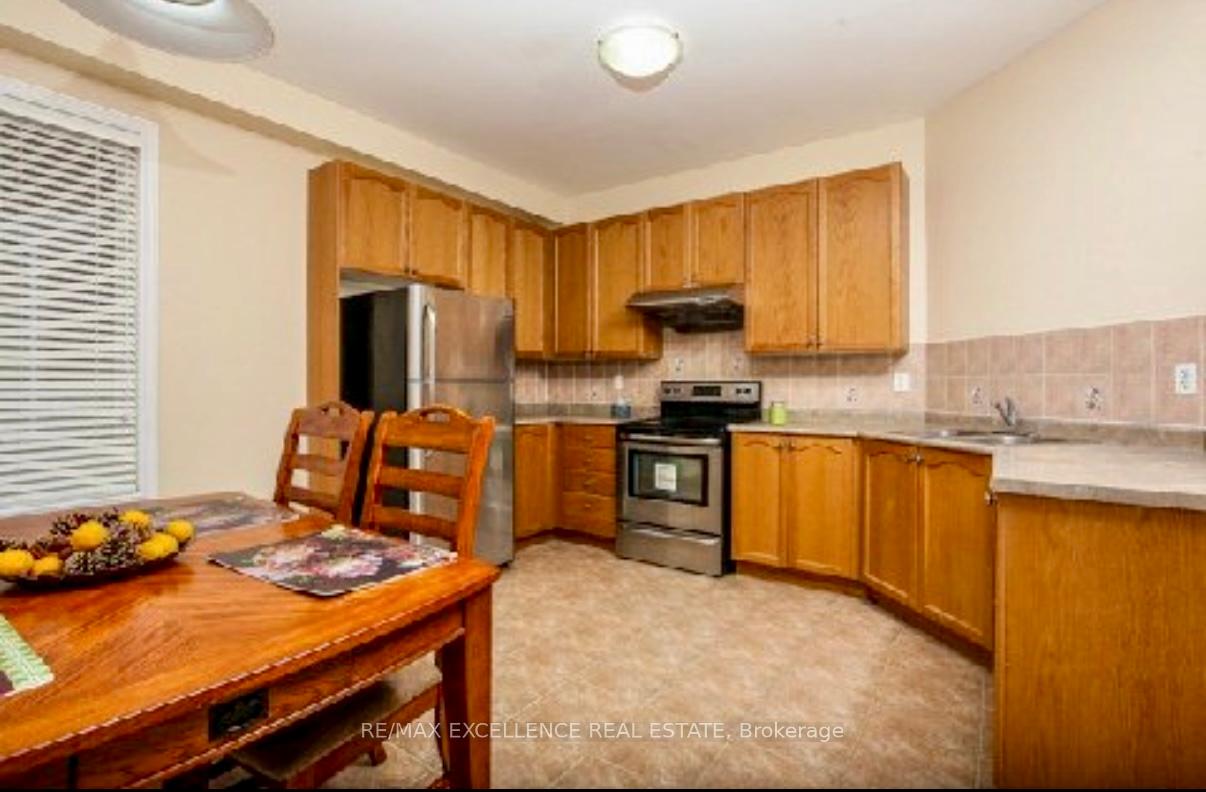 Photo 5 of 21 Serences Way, Brampton, Sandringham-Wellington — HOMEH