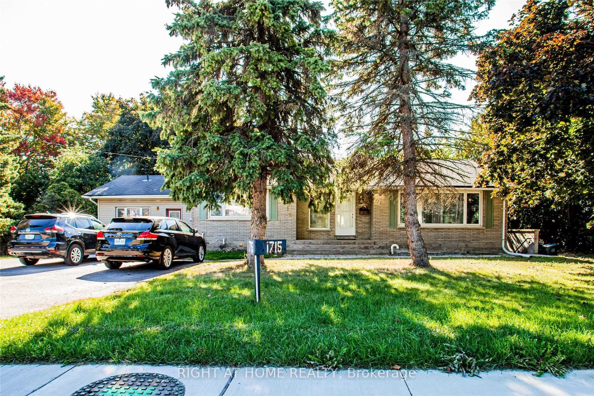 Photo of Unit Basement, 1715 Rossland Road E