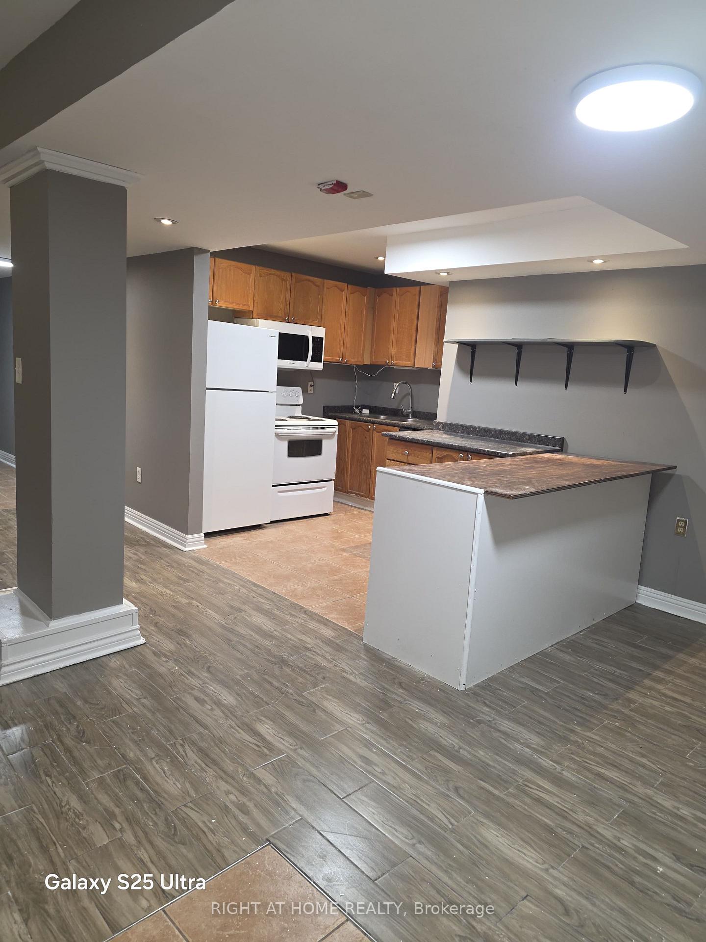 Photo 7 of Unit Basement, 1715 Rossland Road E, Whitby, Blue Grass Meadows — HOMEH