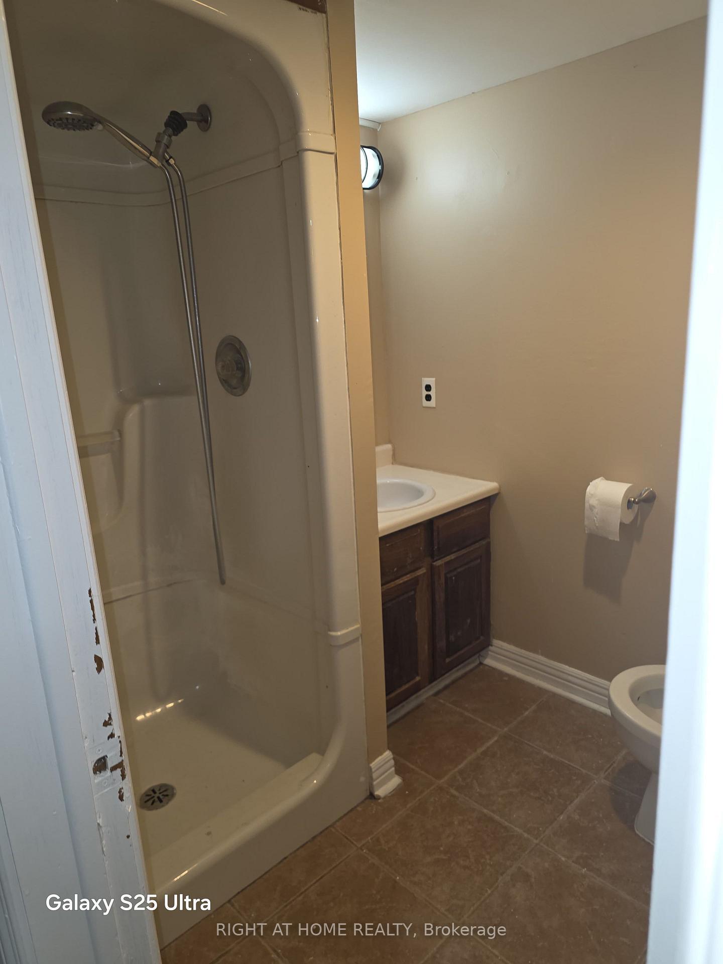Photo 9 of Unit Basement, 1715 Rossland Road E, Whitby, Blue Grass Meadows — HOMEH
