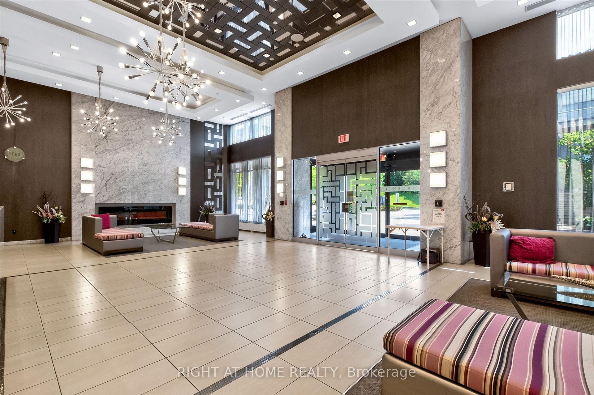 Photo 5 of Unit 509, 18 Graydon Hall Drive, North York, Parkwoods-Donalda — HOMEH