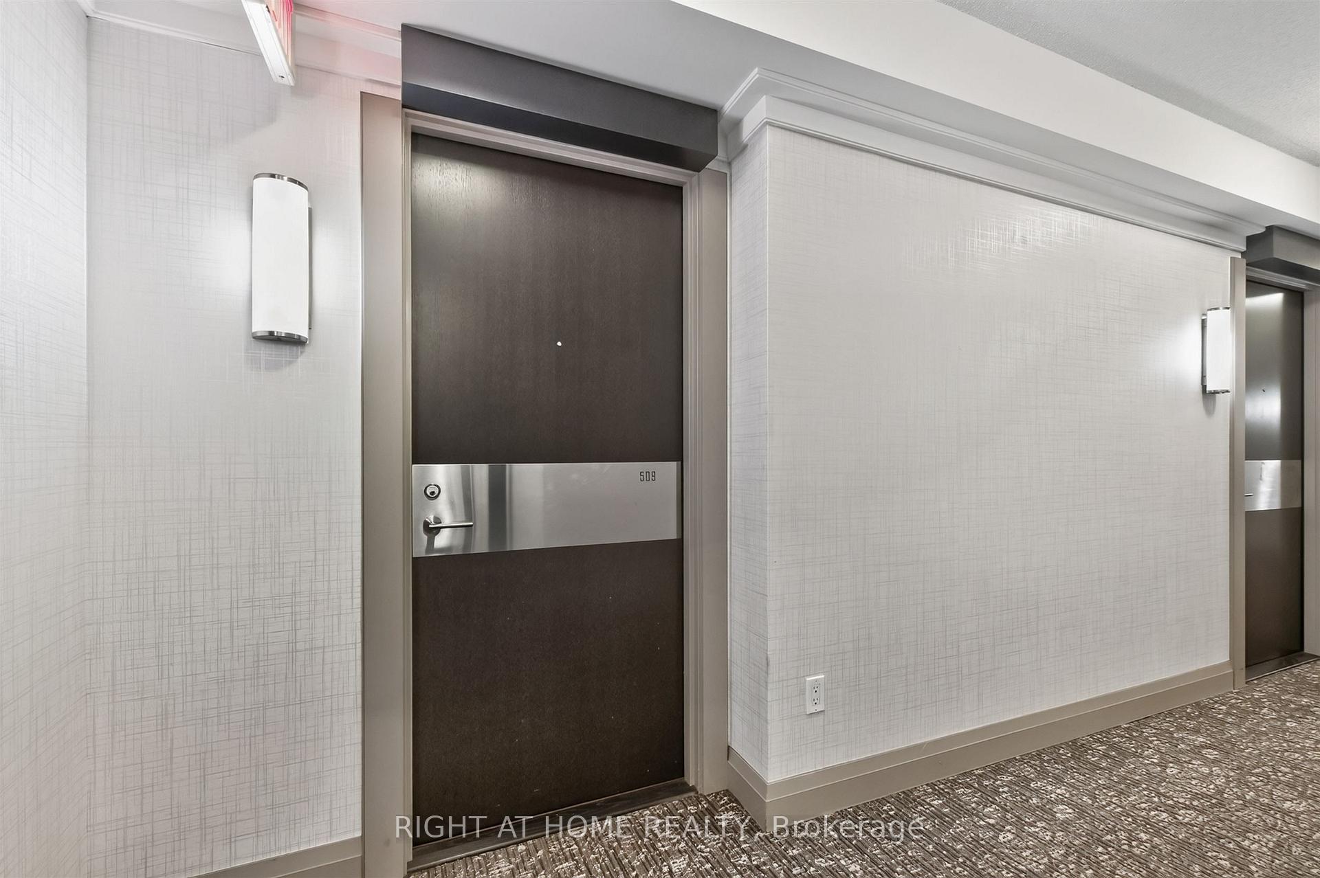 Photo 7 of Unit 509, 18 Graydon Hall Drive, North York, Parkwoods-Donalda — HOMEH
