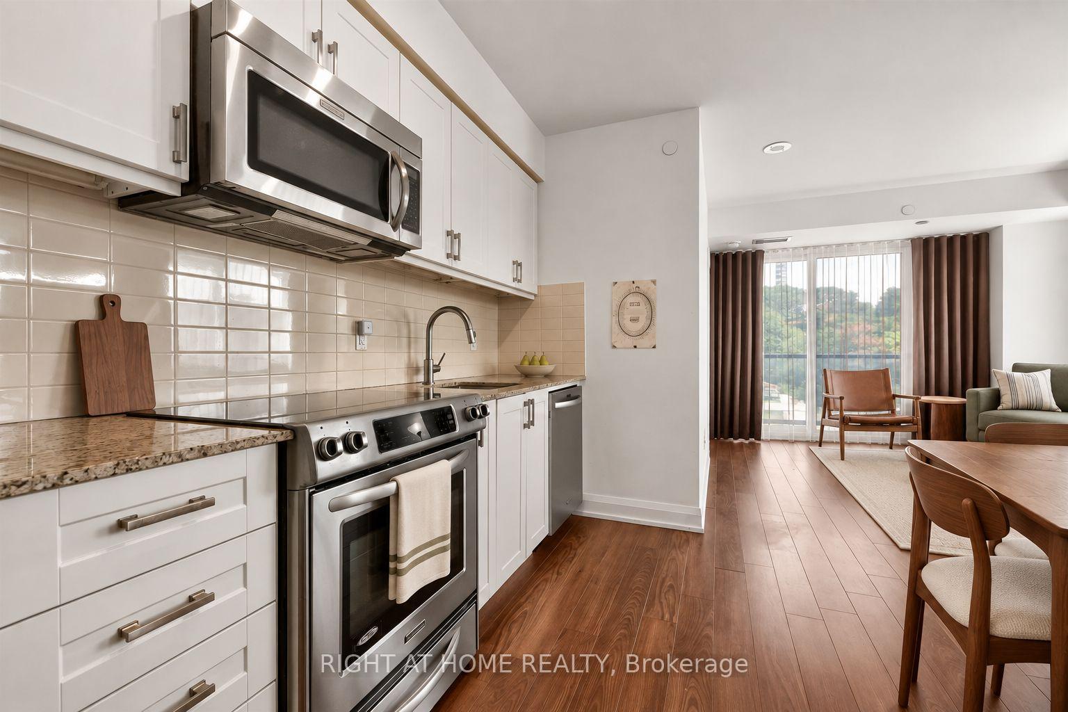 Photo 11 of Unit 509, 18 Graydon Hall Drive, North York, Parkwoods-Donalda — HOMEH