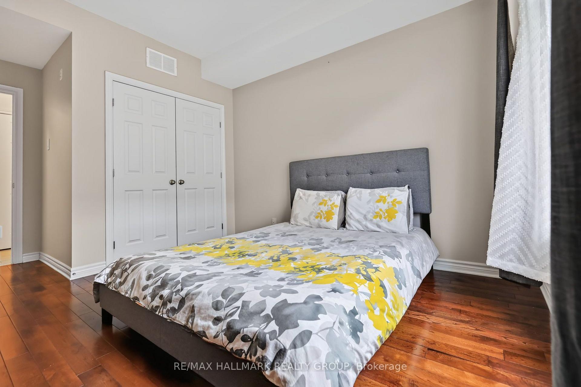 Photo 13 of Unit D, 318 Everest Private, Ottawa, Elmvale Acres — HOMEH
