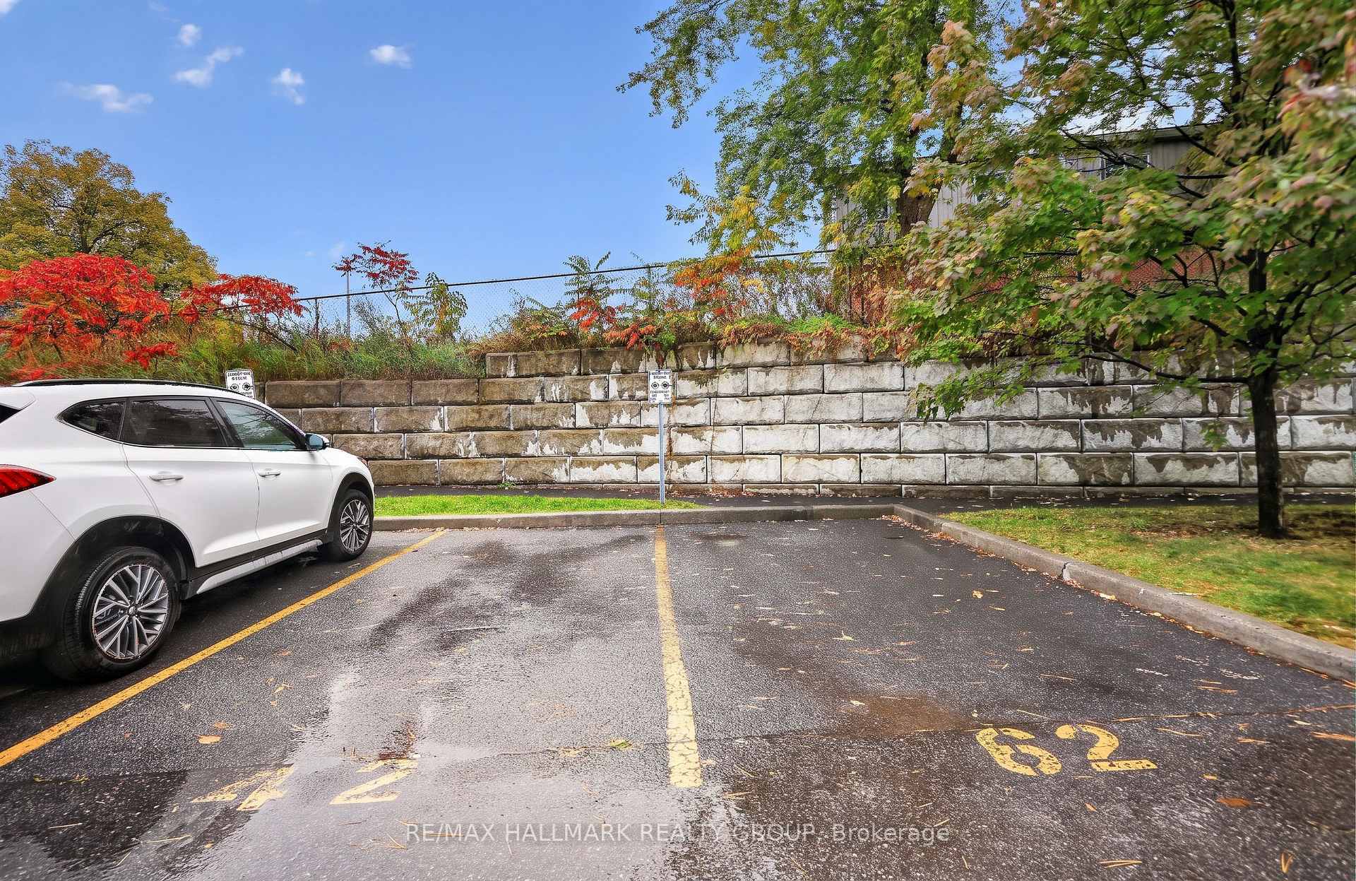 Photo 25 of Unit D, 318 Everest Private, Ottawa, Elmvale Acres — HOMEH