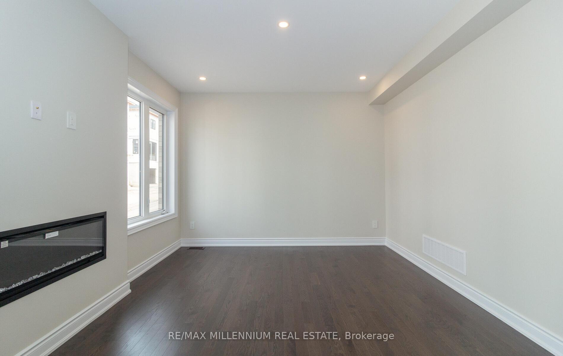 Photo 18 of 81 Bearberry Road, Springwater, Midhurst — HOMEH