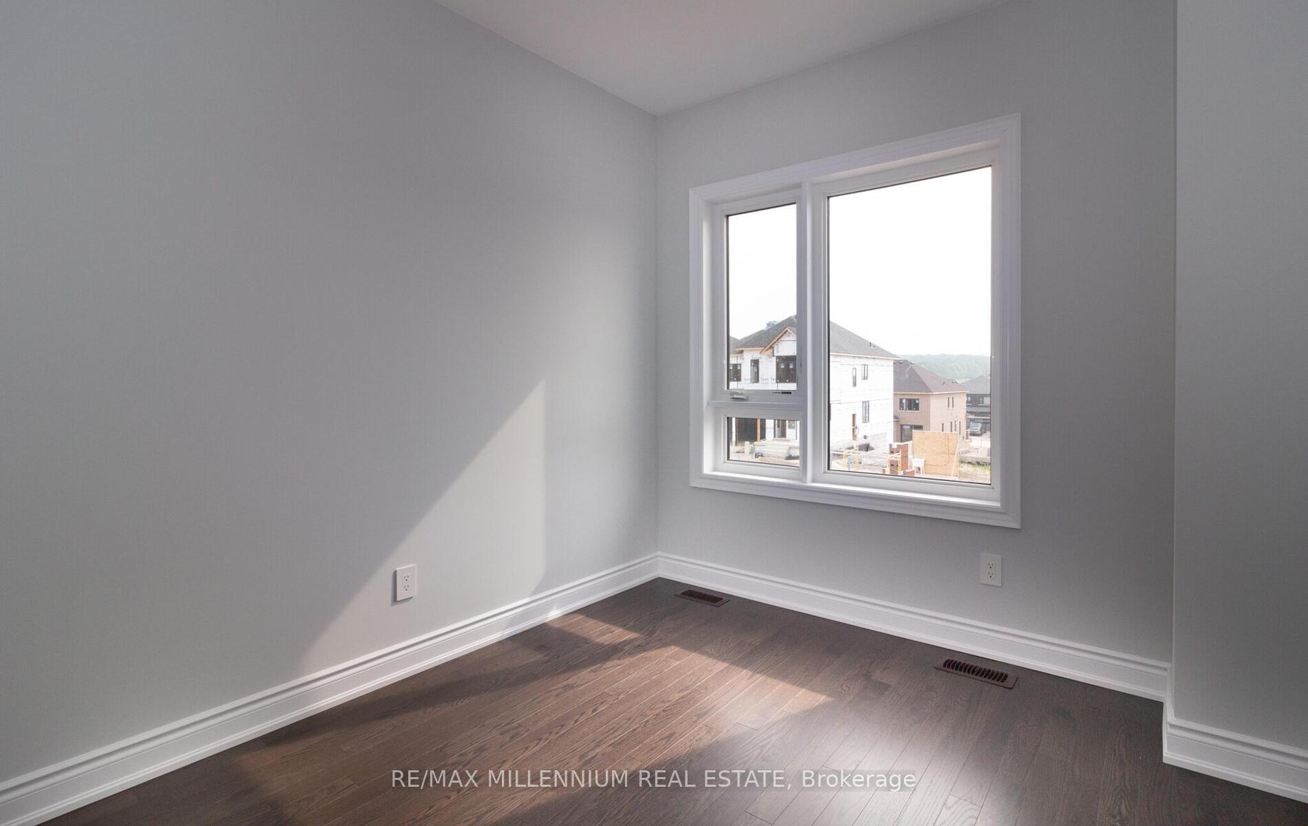 Photo 25 of 81 Bearberry Road, Springwater, Midhurst — HOMEH