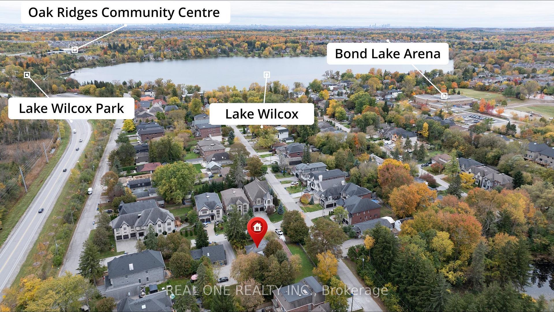 Photo 2 of 26 Capelle Street, Richmond Hill, Oak Ridges Lake Wilcox — HOMEH