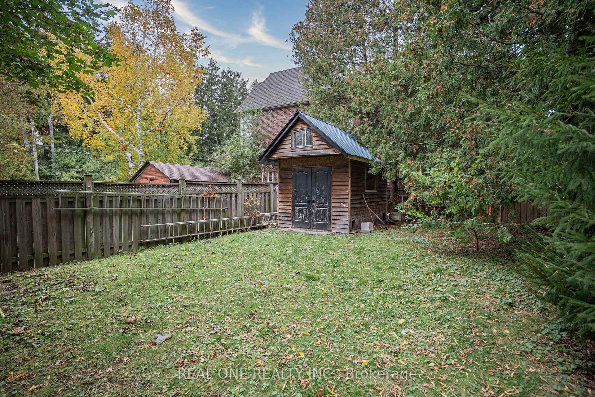Photo 16 of 26 Capelle Street, Richmond Hill, Oak Ridges Lake Wilcox — HOMEH