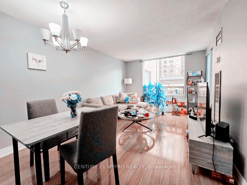 Photo 4 of Unit 312, 633 Bay Street, Toronto, Bay Street Corridor — HOMEH