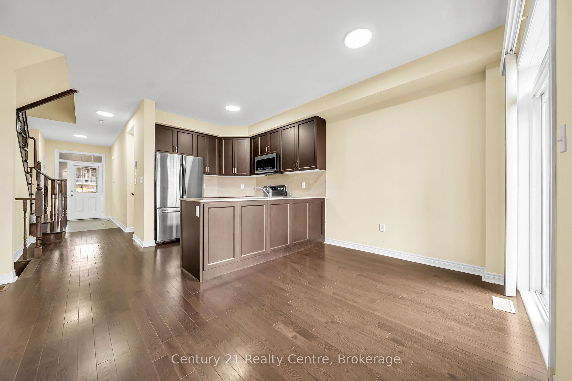 Photo 18 of 20 Hogan Manor Drive, Brampton, Northwest Brampton — HOMEH