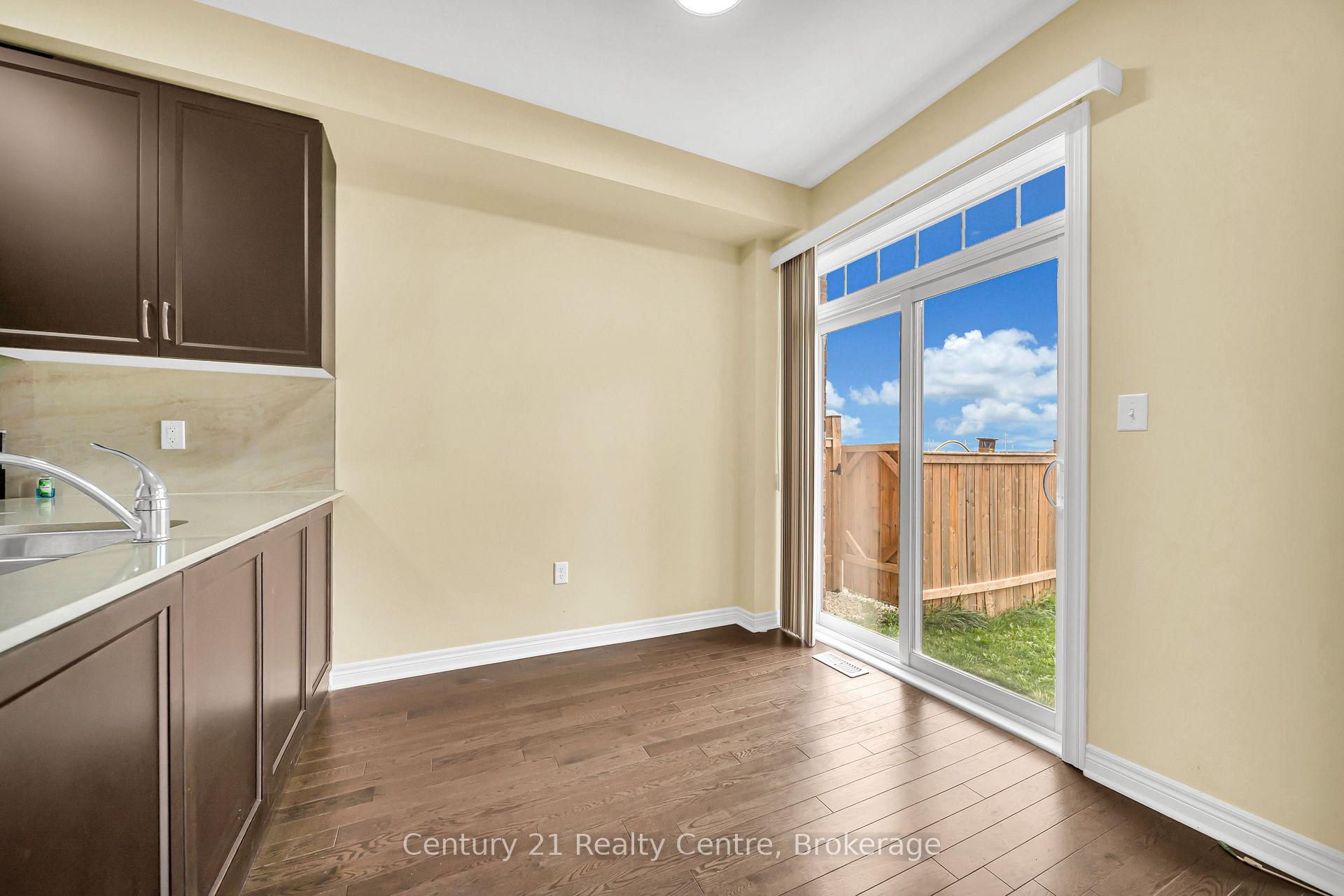 Photo 19 of 20 Hogan Manor Drive, Brampton, Northwest Brampton — HOMEH