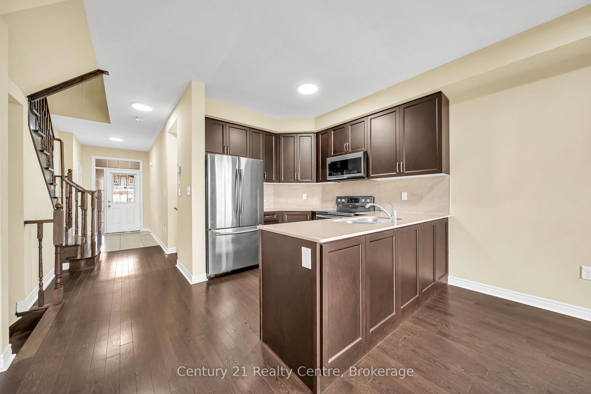 Photo 23 of 20 Hogan Manor Drive, Brampton, Northwest Brampton — HOMEH