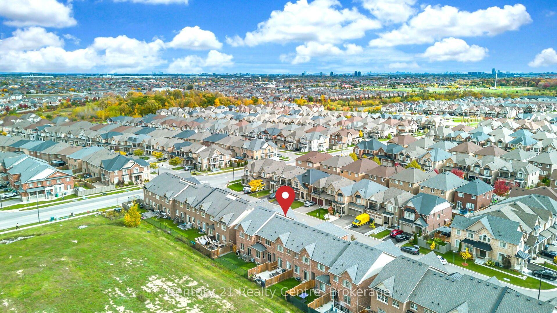 Photo 48 of 20 Hogan Manor Drive, Brampton, Northwest Brampton — HOMEH