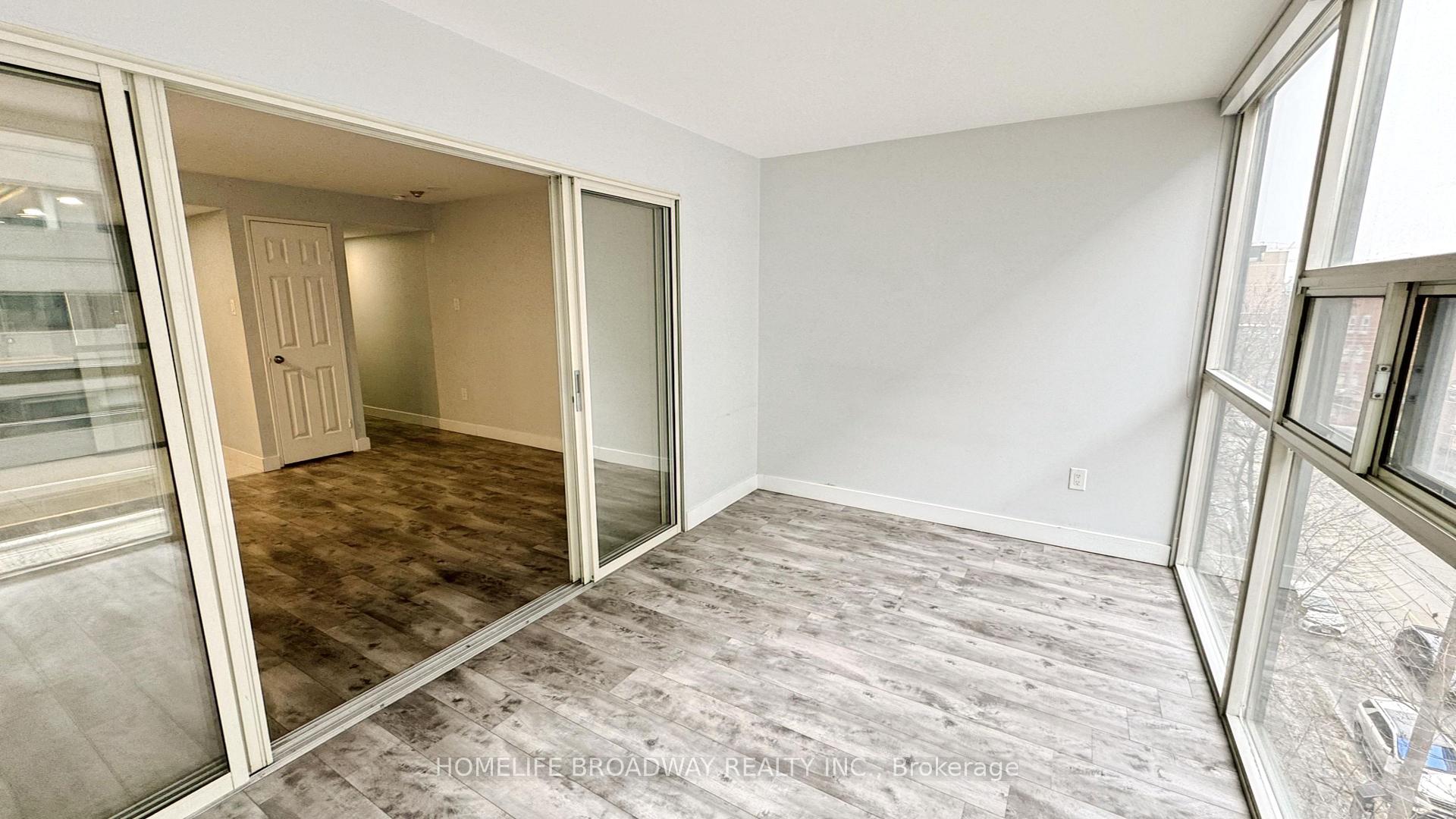 Photo 7 of Unit 608, 705 King Street W, Toronto, Niagara — HOMEH