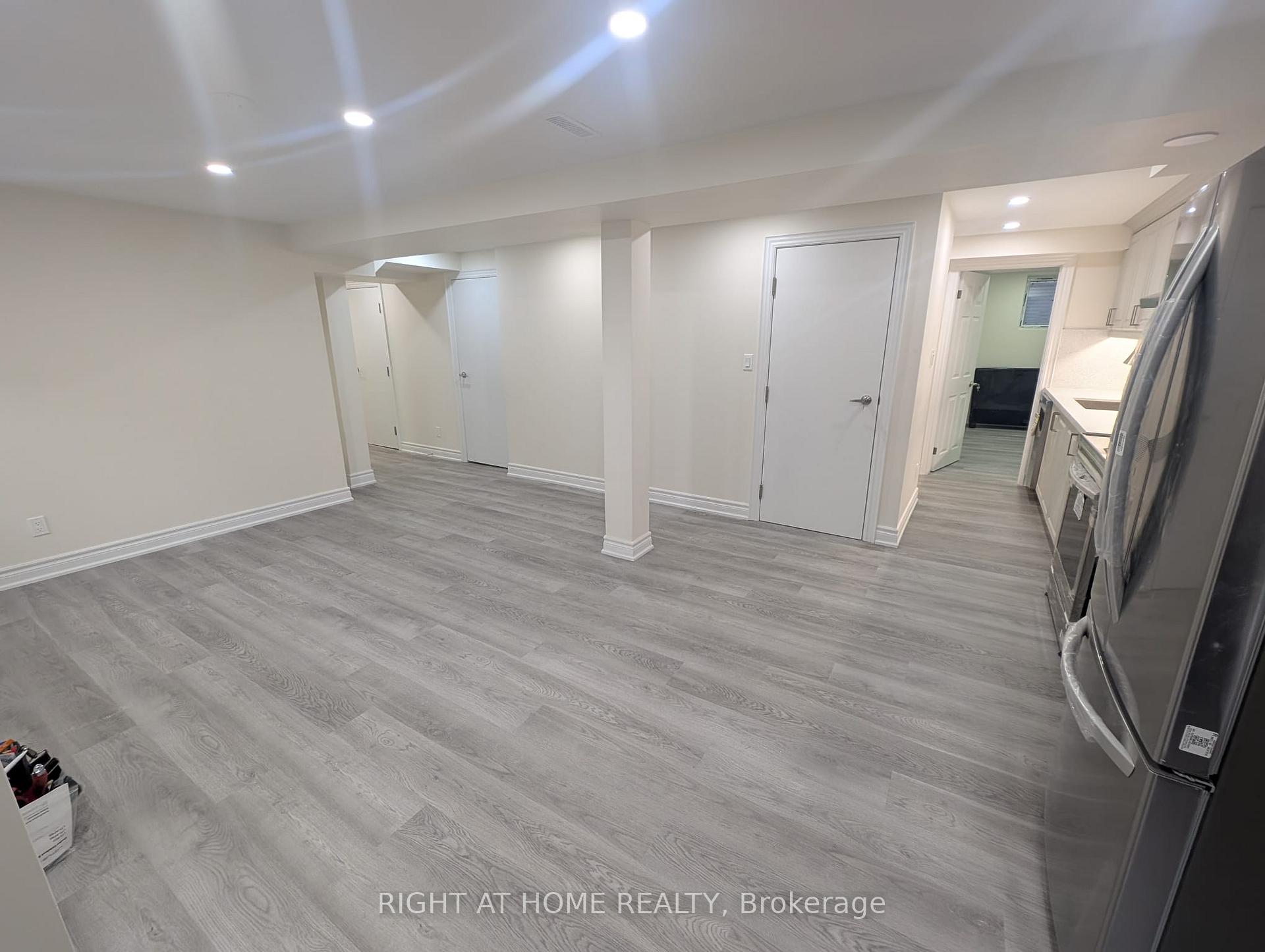 Photo of Unit Bsmt, 8 Mantell Crescent