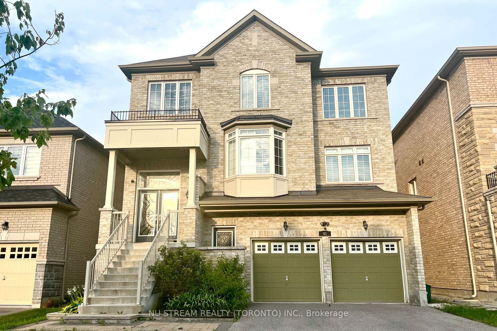 Photo of Unit 1st&Bsm, 41 Begonia Street