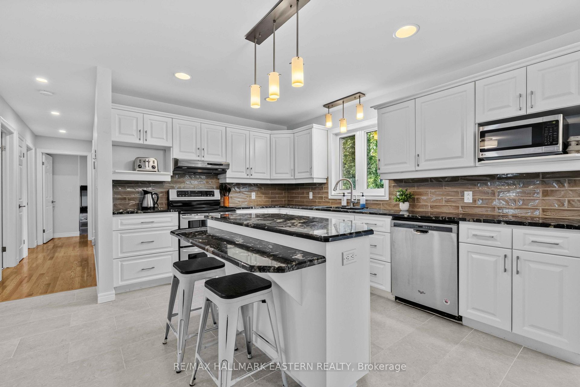 Photo 15 of 278 County Road 4, Douro-Dummer — HOMEH
