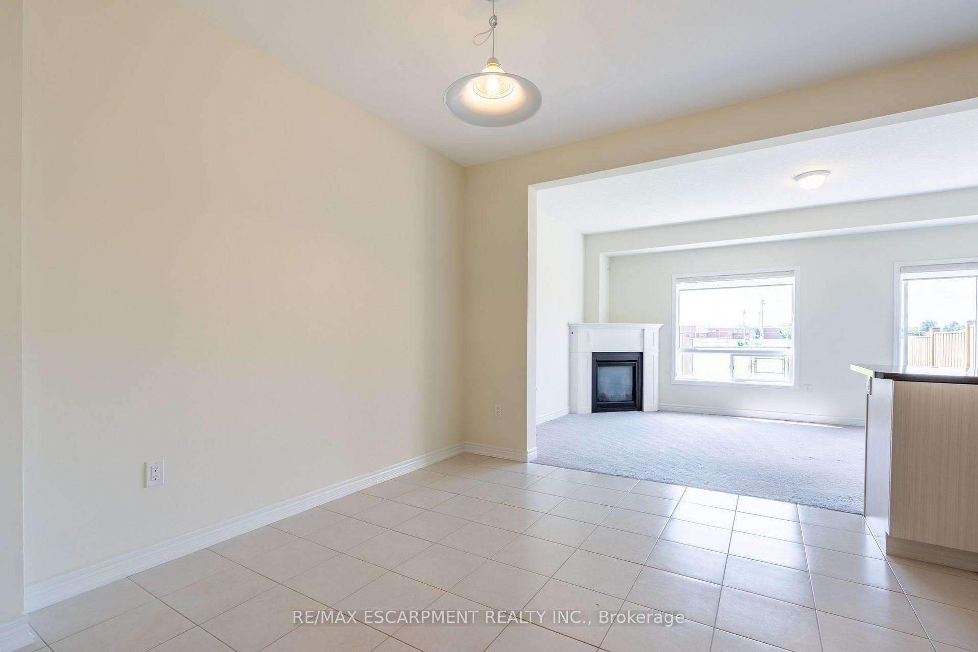 Photo 13 of 175 Lormont Boulevard, Hamilton, Stoney Creek Mountain — HOMEH