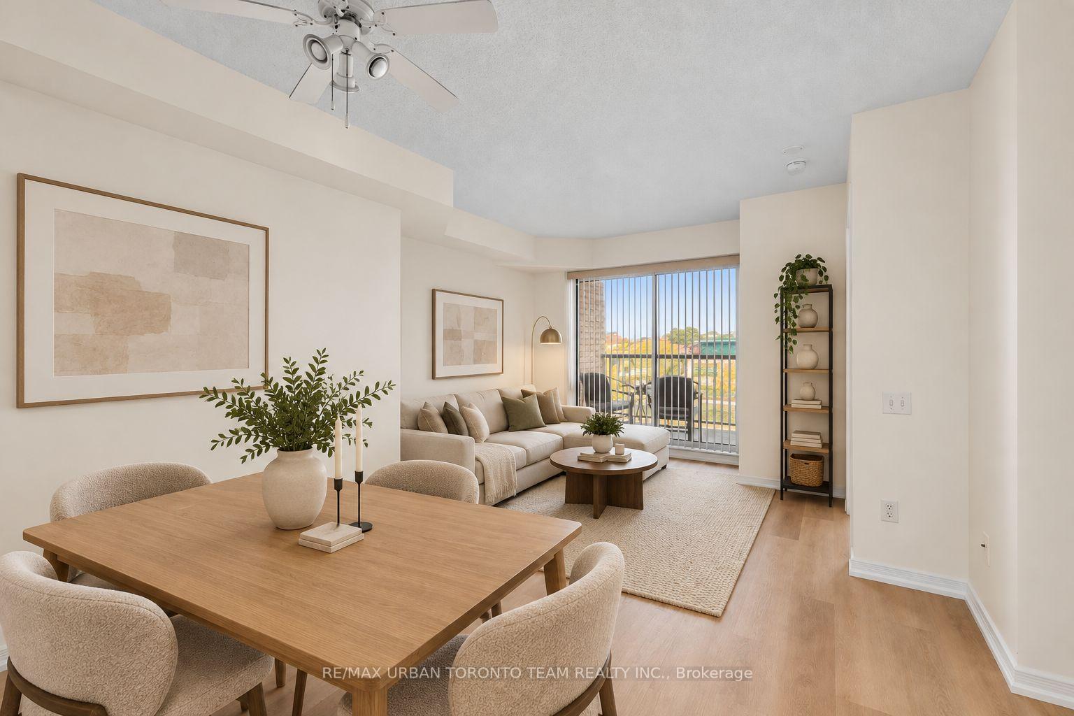 Photo 3 of Unit #505, 140 Bathurst Street, Toronto, Niagara — HOMEH