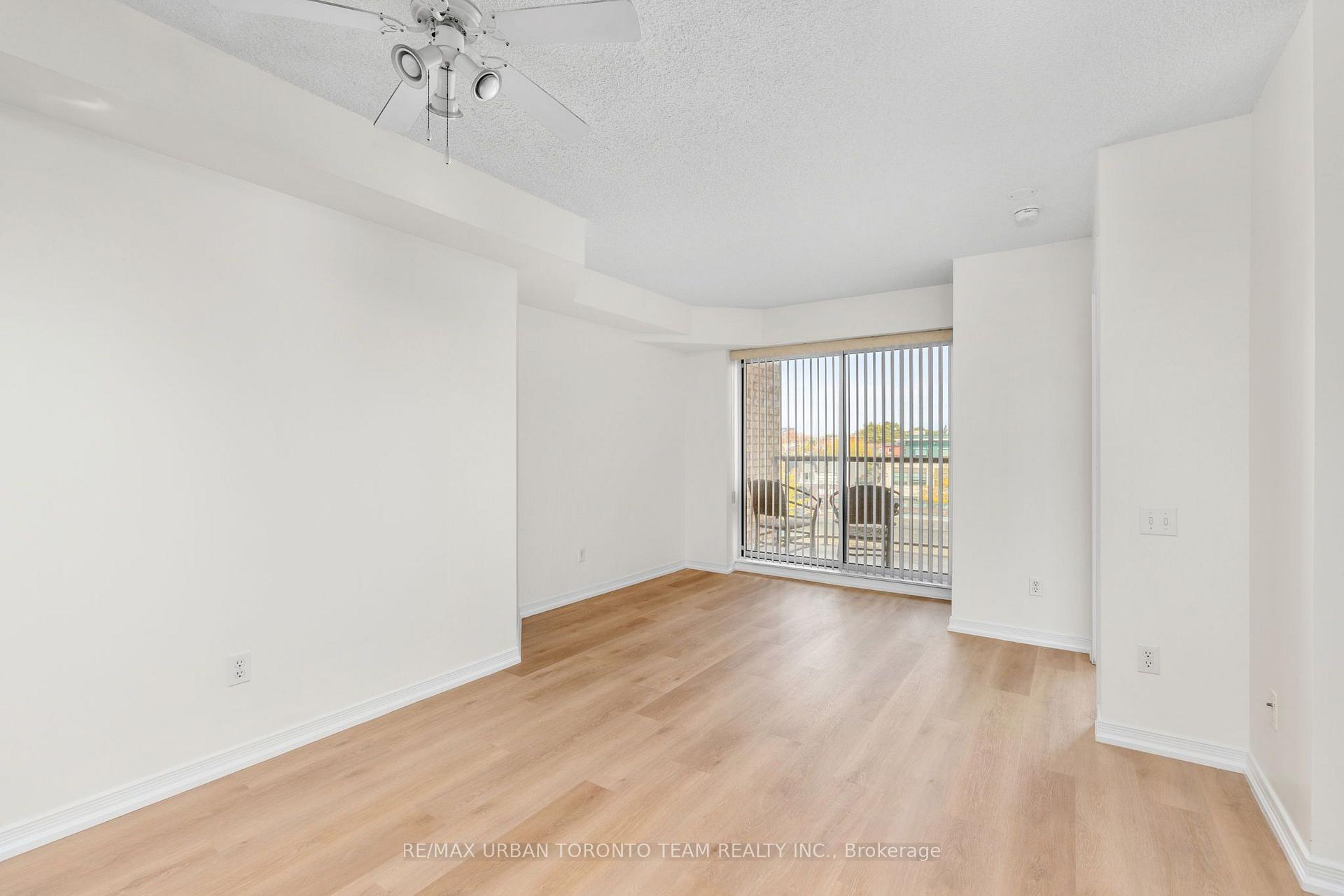 Photo 12 of Unit #505, 140 Bathurst Street, Toronto, Niagara — HOMEH