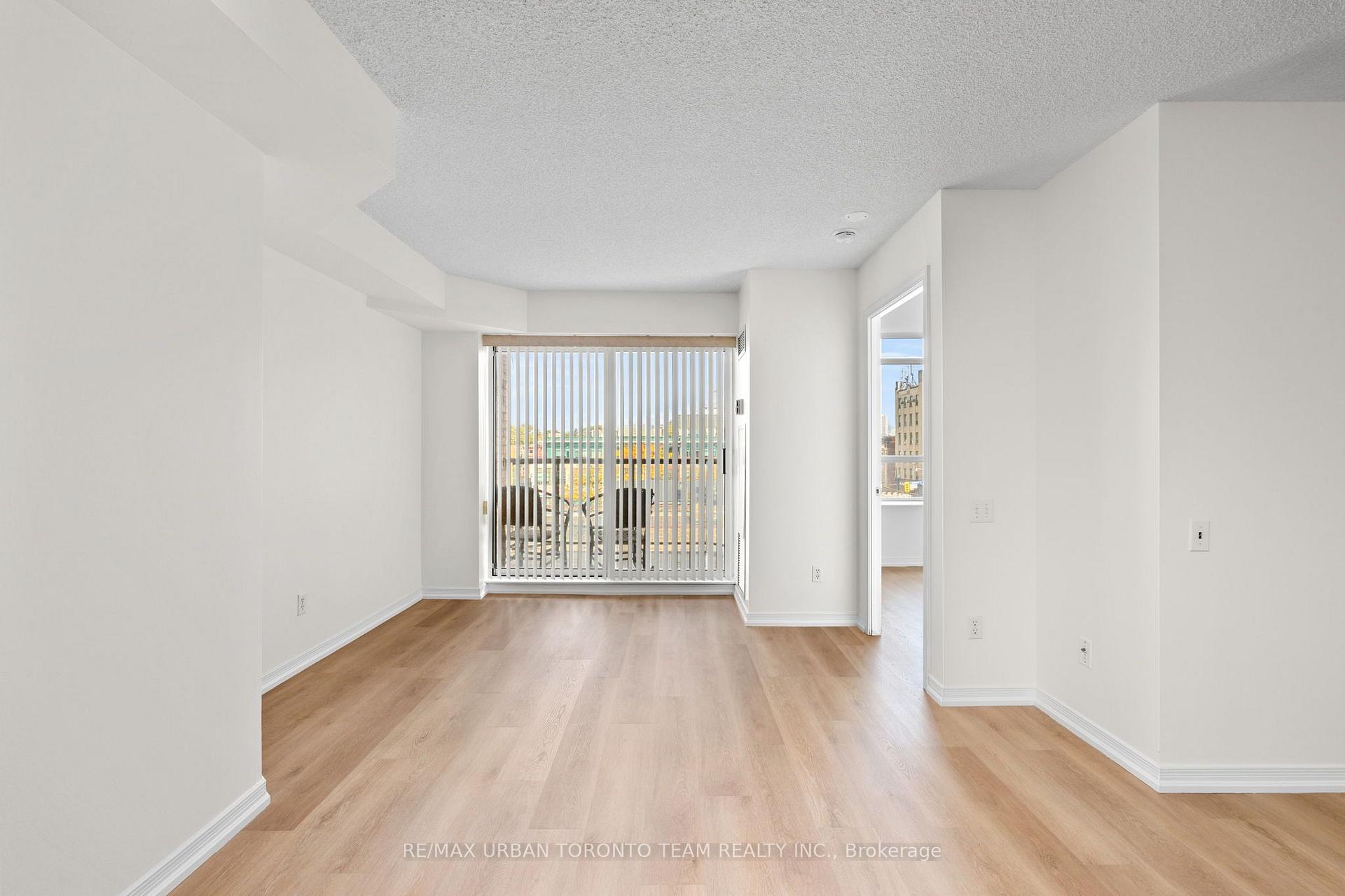 Photo 13 of Unit #505, 140 Bathurst Street, Toronto, Niagara — HOMEH