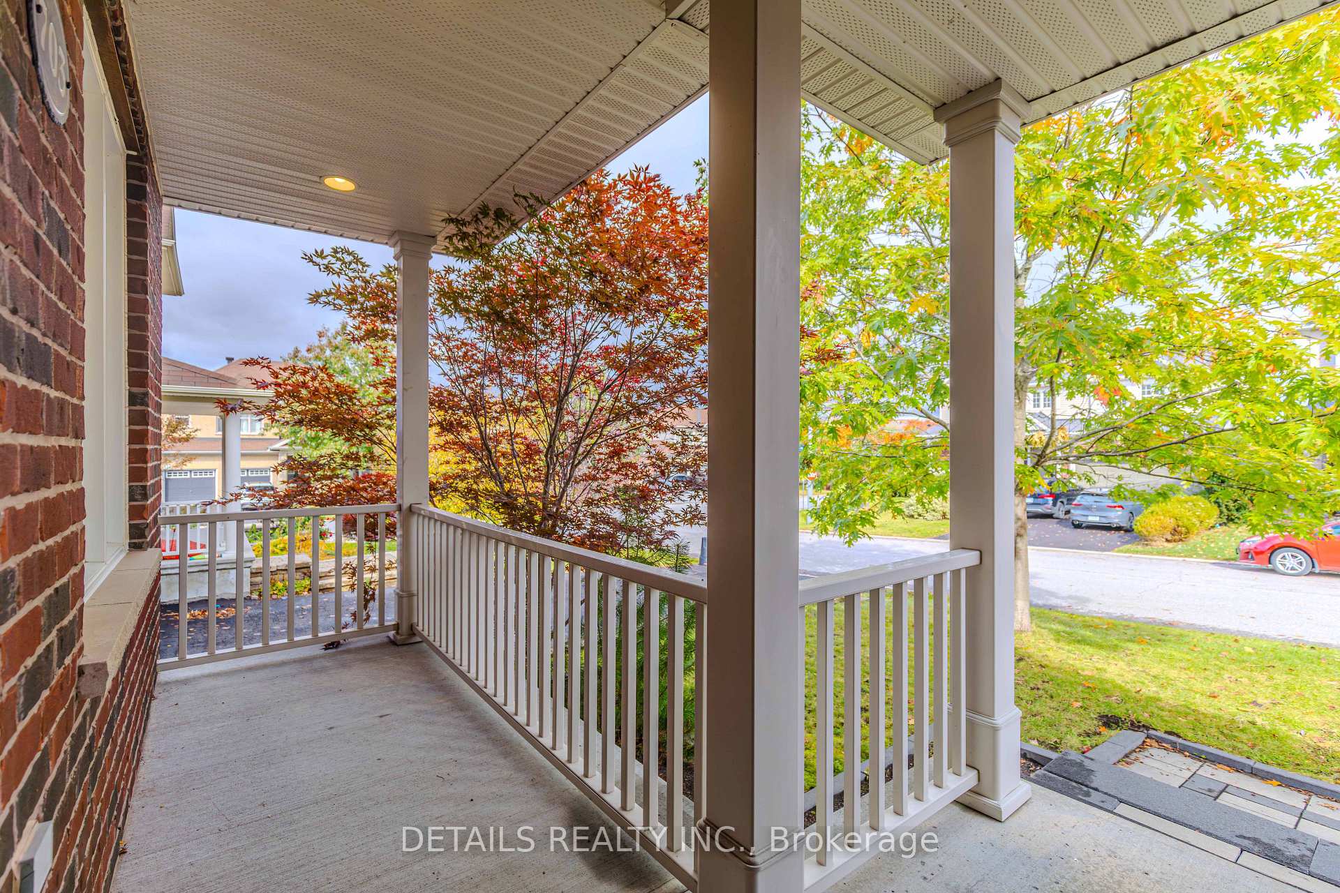 Photo 3 of 703 Kilmar Crescent, Ottawa, Kanata - Kanata Lakes/Heritage Hills — HOMEH