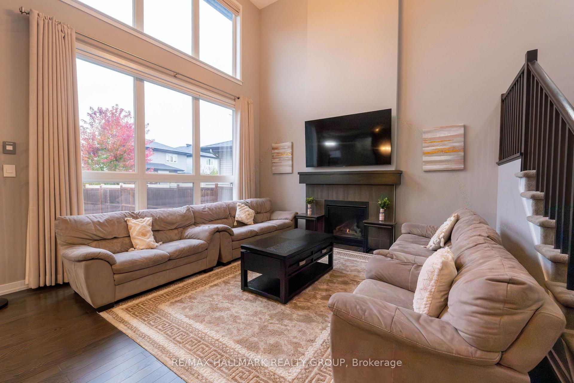 Photo 8 of 305 Oxer Place S, Ottawa, Kanata - Emerald Meadows/Trailwest — HOMEH