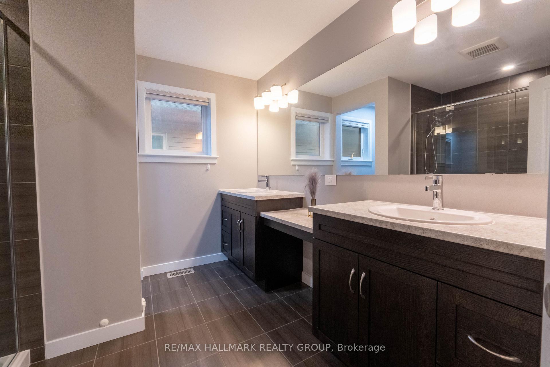 Photo 17 of 305 Oxer Place S, Ottawa, Kanata - Emerald Meadows/Trailwest — HOMEH
