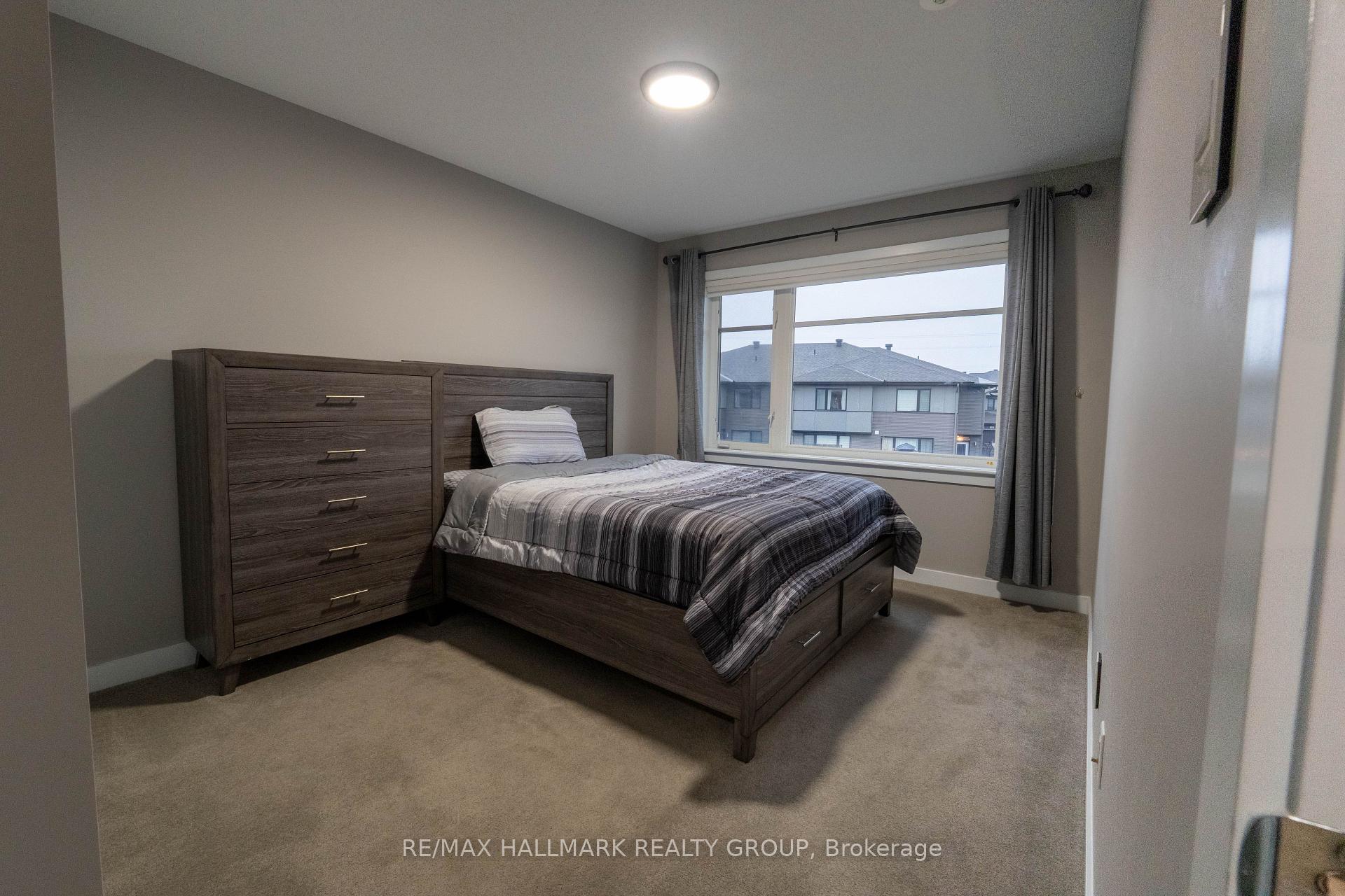 Photo 25 of 305 Oxer Place S, Ottawa, Kanata - Emerald Meadows/Trailwest — HOMEH