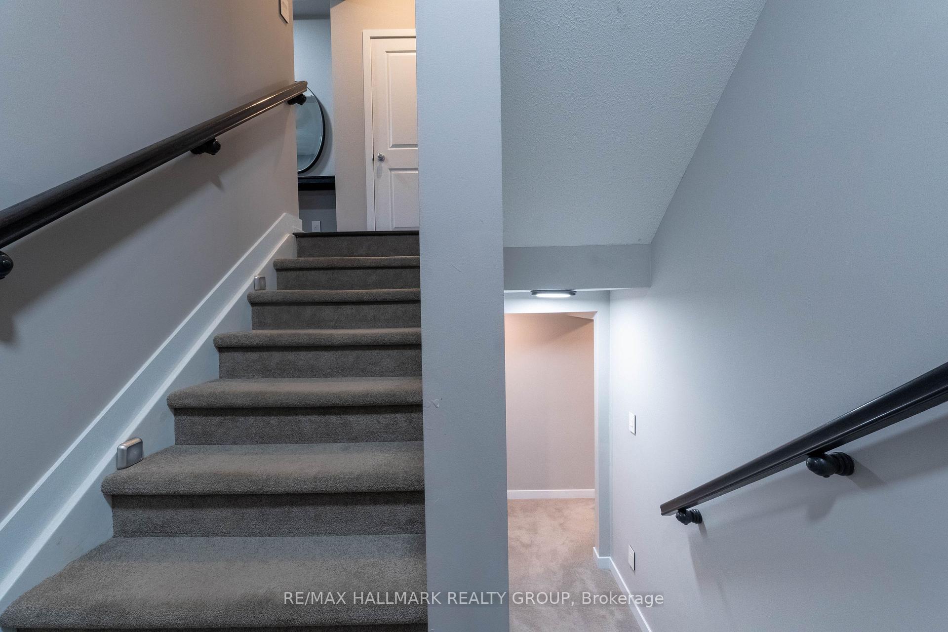 Photo 30 of 305 Oxer Place S, Ottawa, Kanata - Emerald Meadows/Trailwest — HOMEH