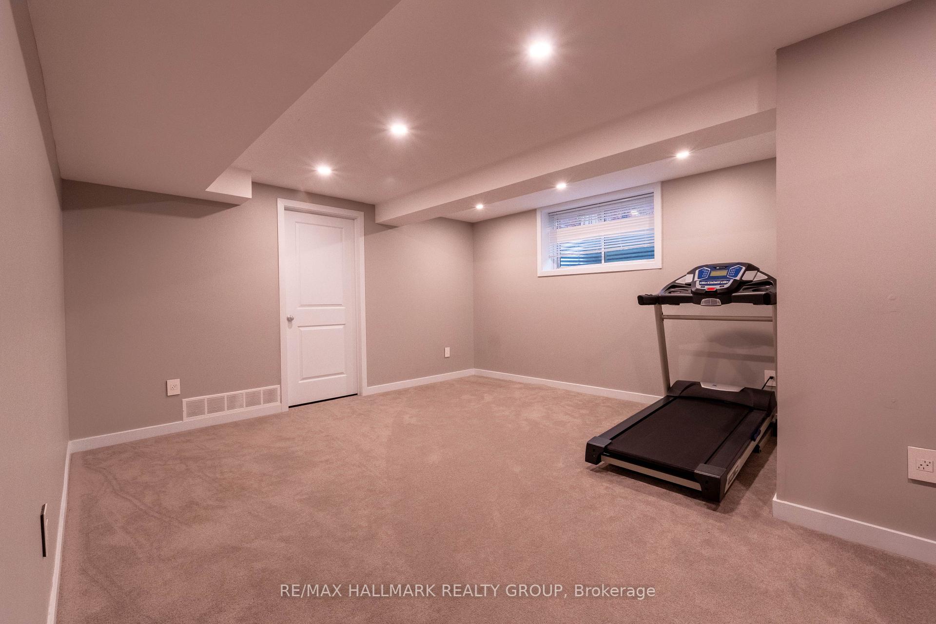Photo 34 of 305 Oxer Place S, Ottawa, Kanata - Emerald Meadows/Trailwest — HOMEH