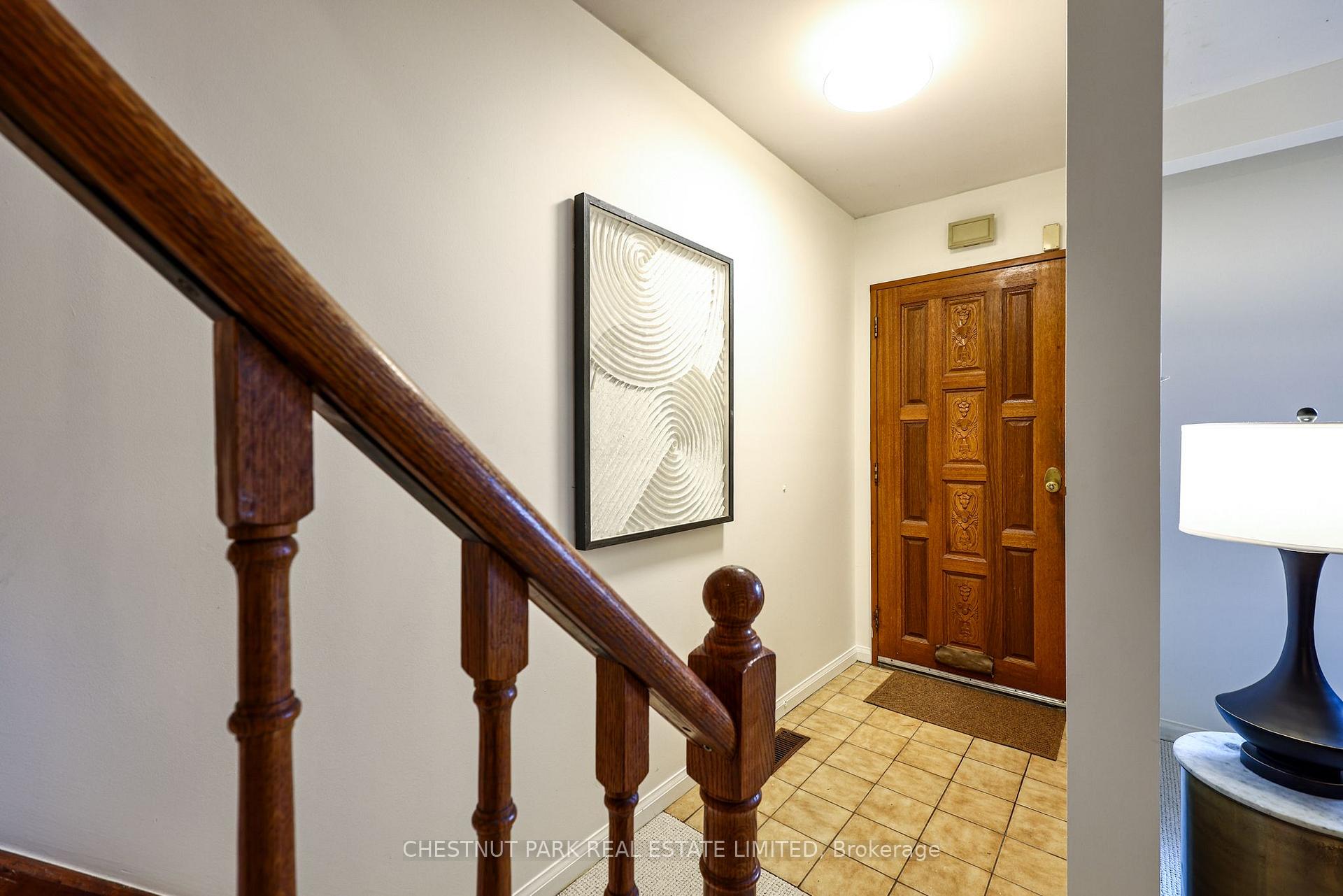 Photo 5 of 714 Merton Street, Toronto, Mount Pleasant East — HOMEH