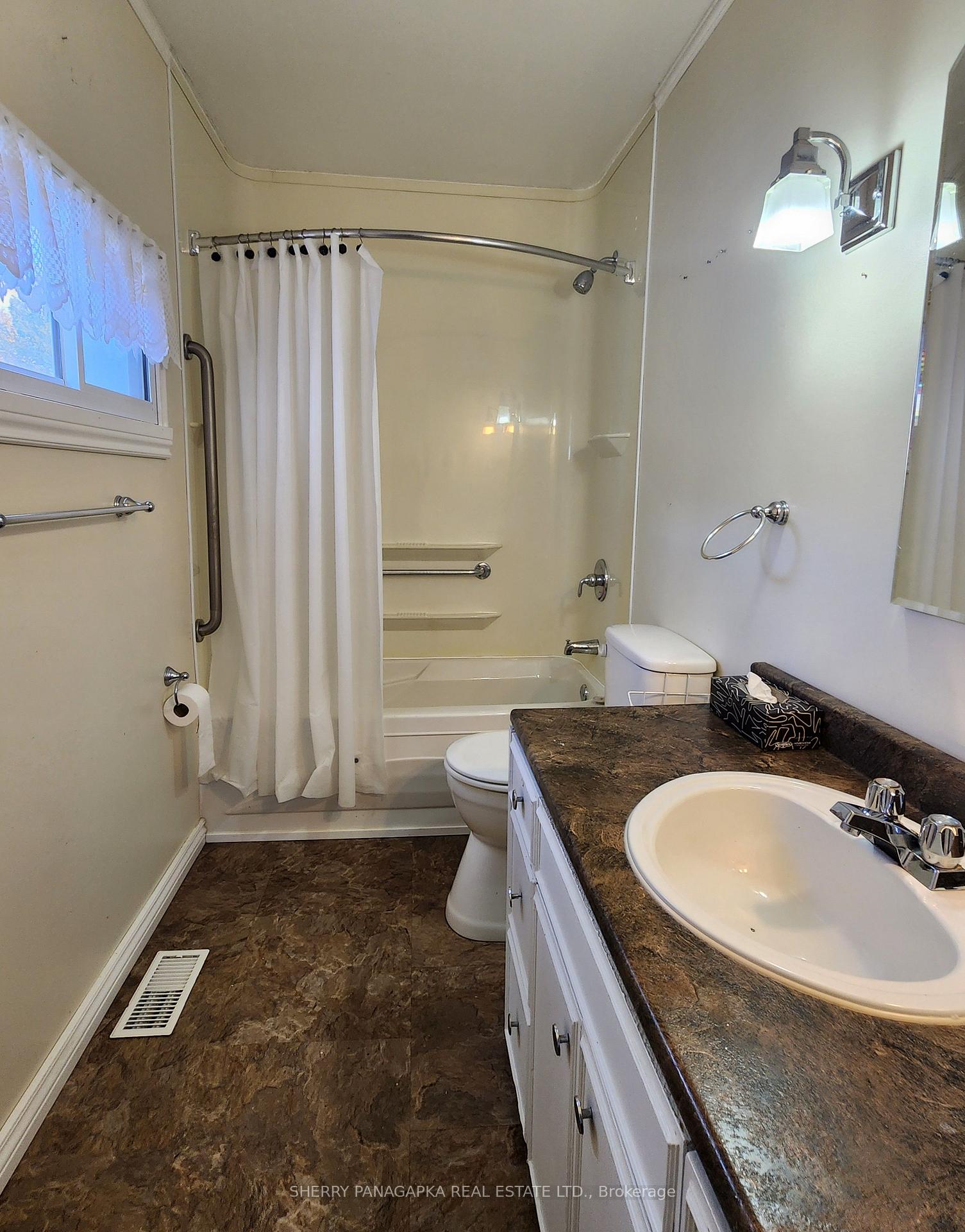 Photo 13 of 16 Taylor Avenue, Kirkland Lake — HOMEH